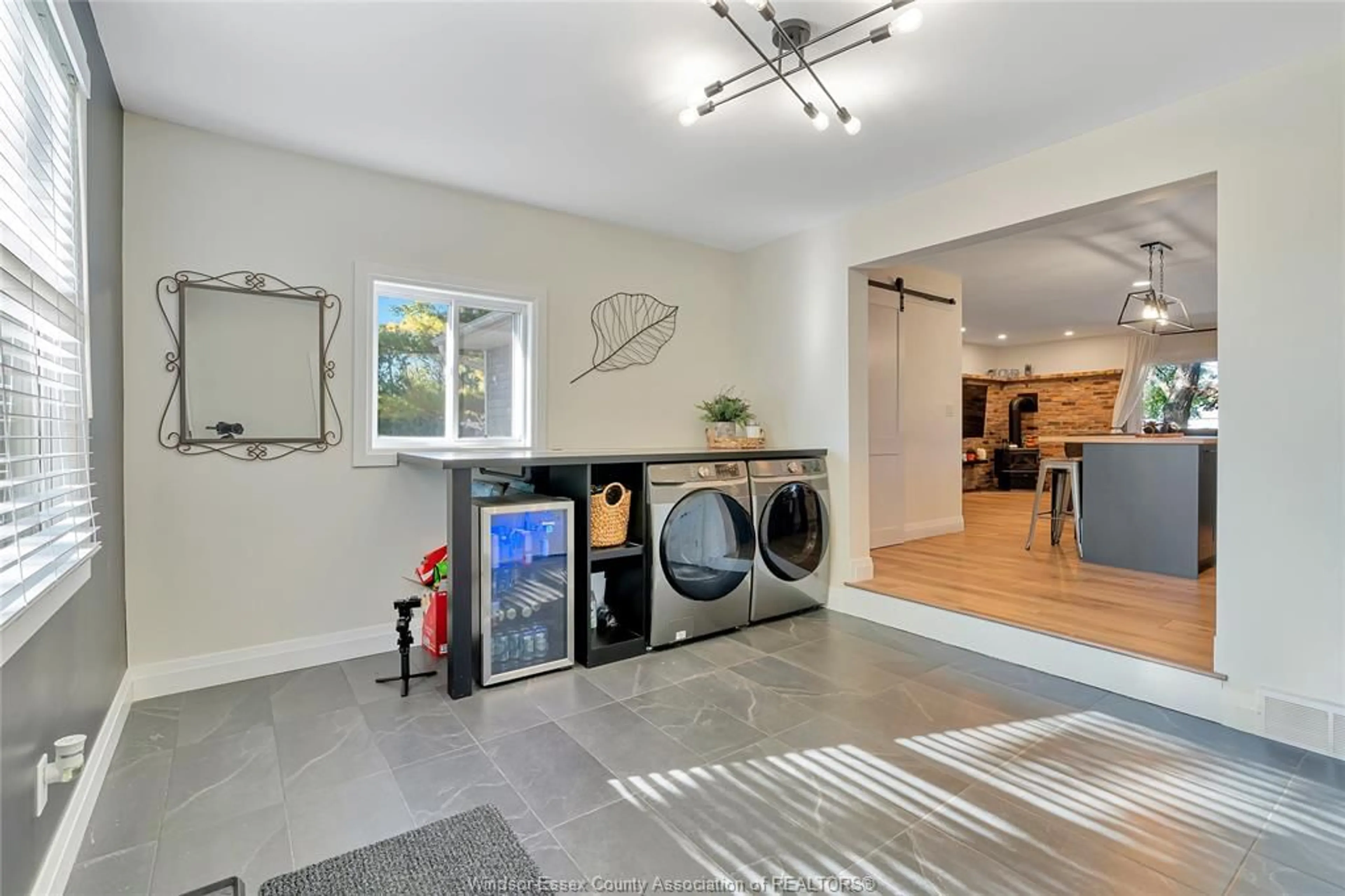 Laundry room for 255 EDWARD Rd, Lakeshore Ontario N0R 1S0