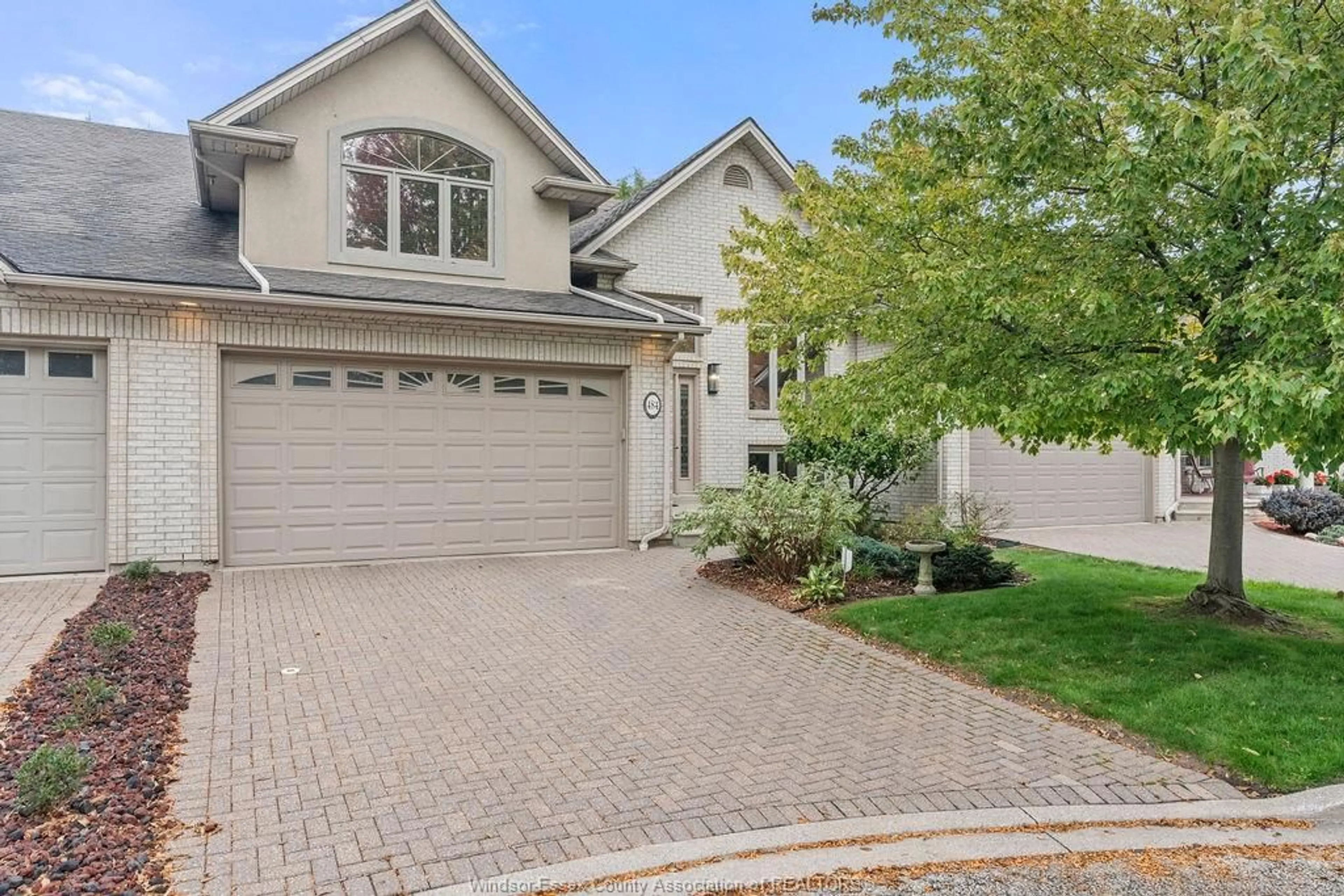 Home with brick exterior material, street for 484 VANDERBILT Cres, Windsor Ontario N8P 1R5