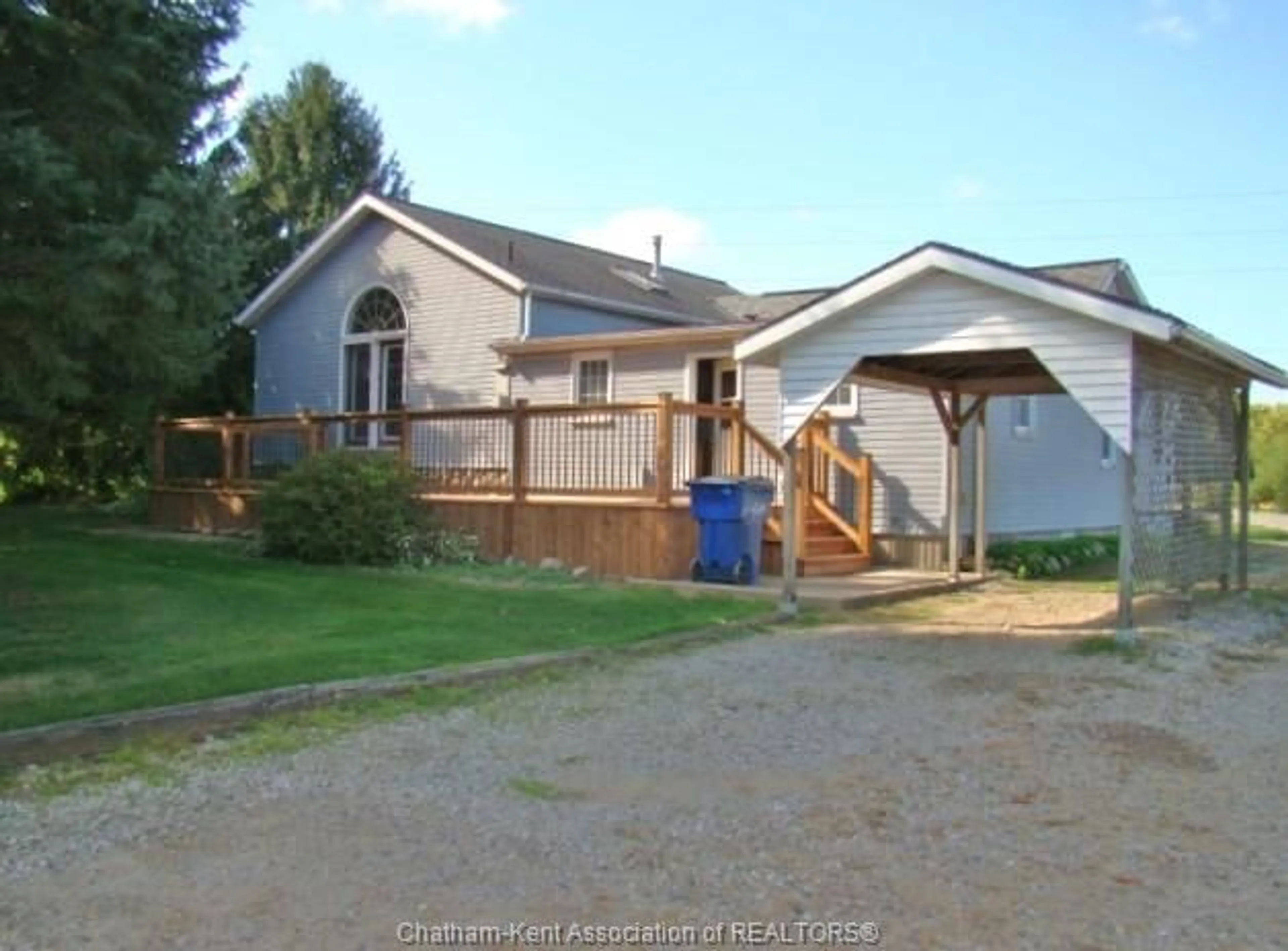 A pic from outside/outdoor area/front of a property/back of a property/a pic from drone, street for 12944 GOSNELL Line, Ridgetown Ontario N0P 2C0