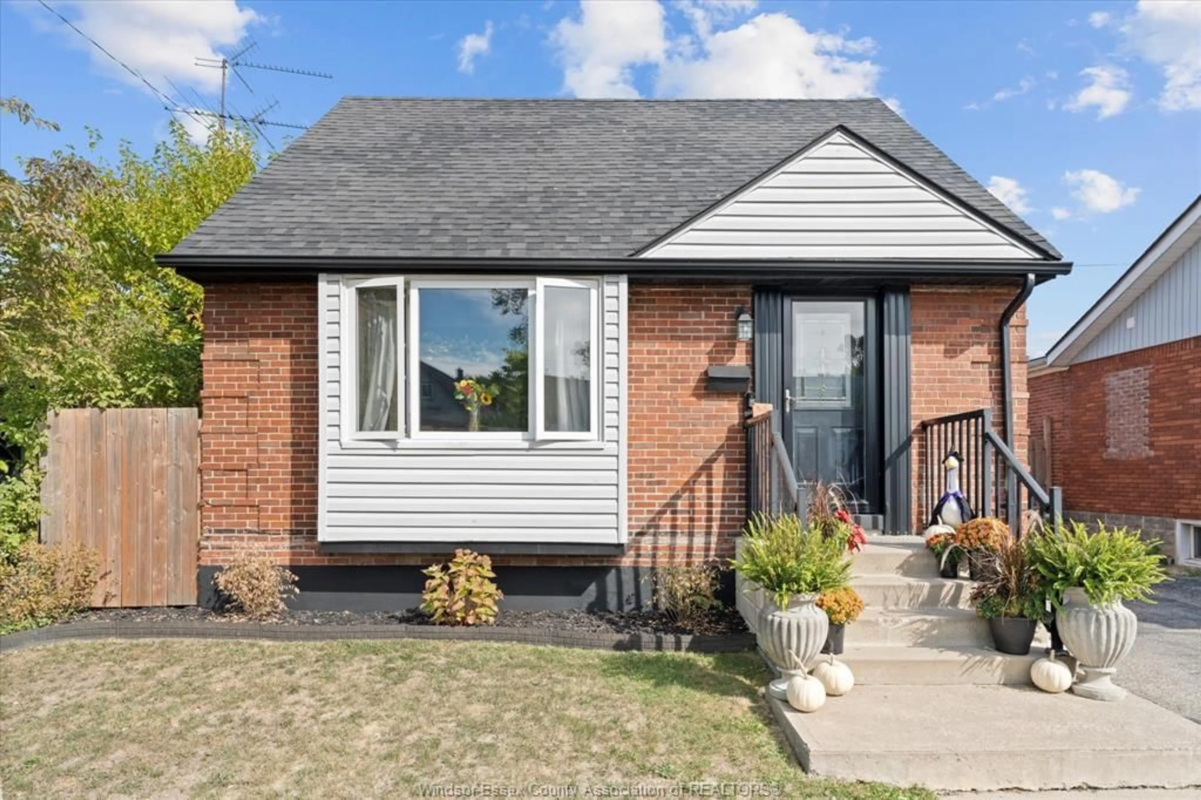 Home with brick exterior material, street for 950 REEDMERE, Windsor Ontario N8S 2L8
