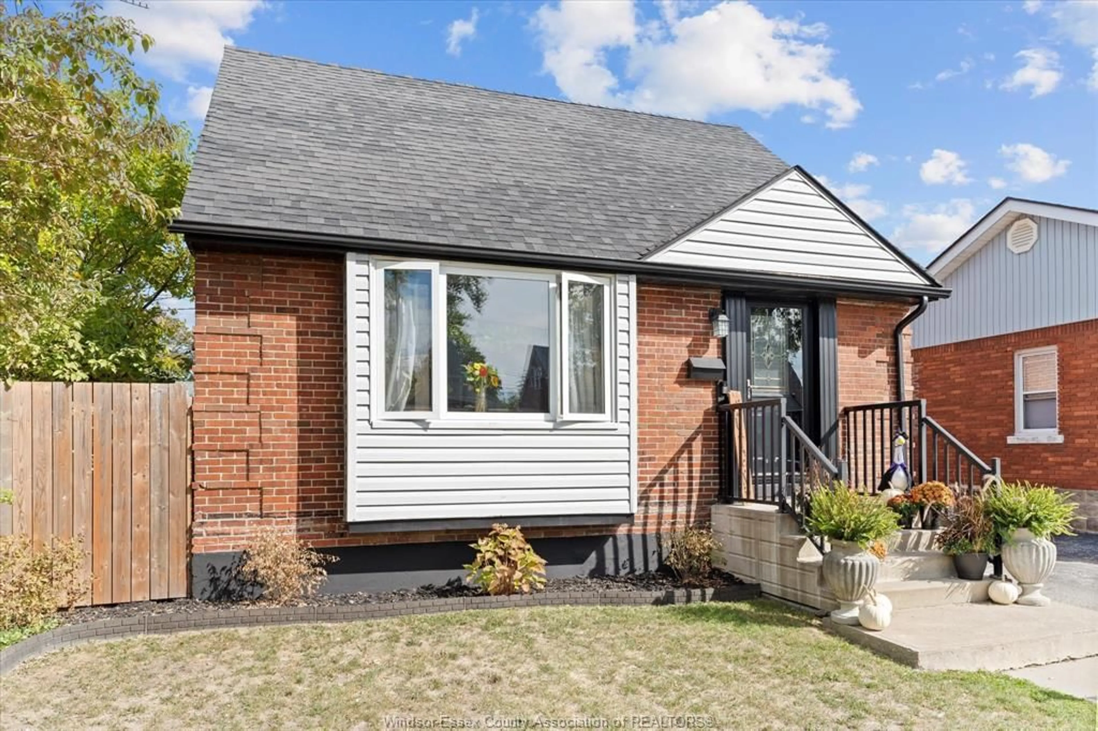 Home with brick exterior material, street for 950 REEDMERE, Windsor Ontario N8S 2L8