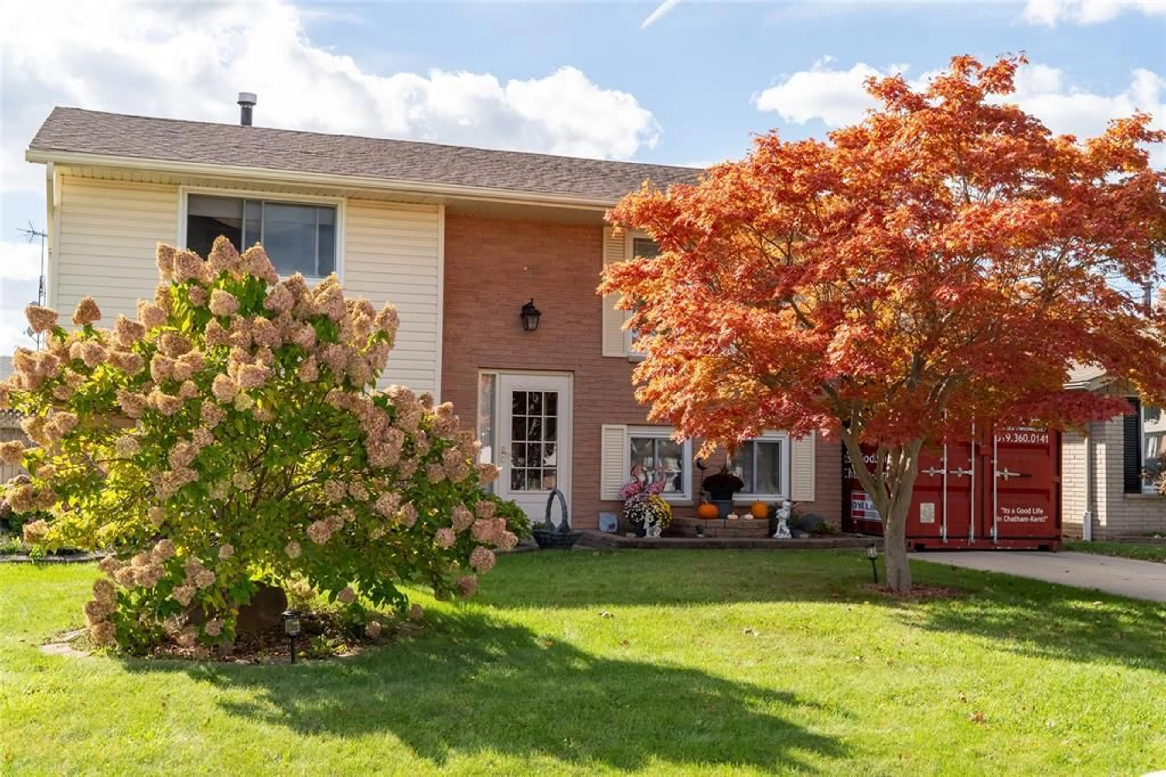 Patio, unknown for 56 Rossini Cres, Chatham Ontario N7L 4N3