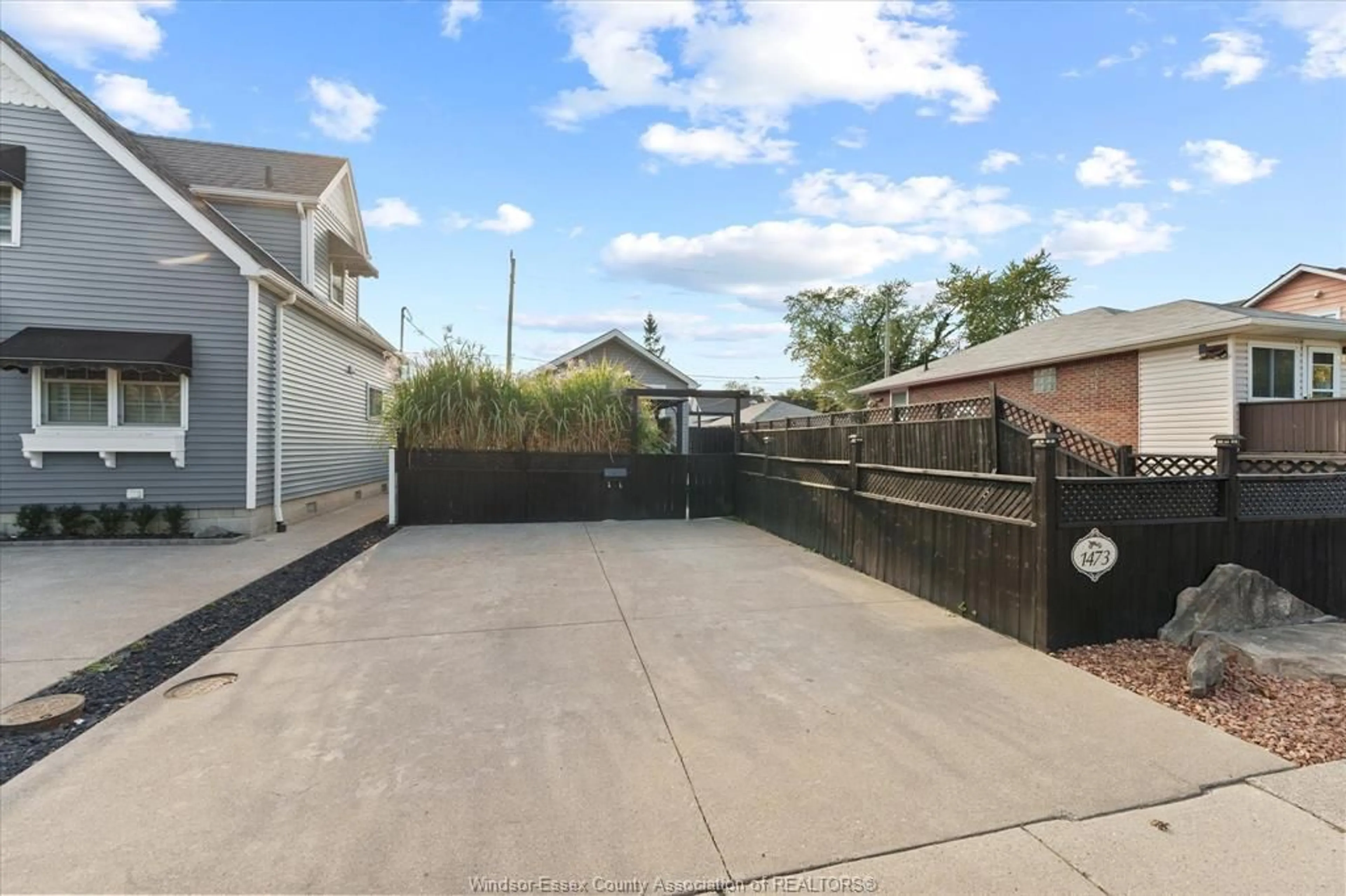 Patio, street for 1473 Henry Ford Centre Dr, Windsor Ontario N8Y 2V2
