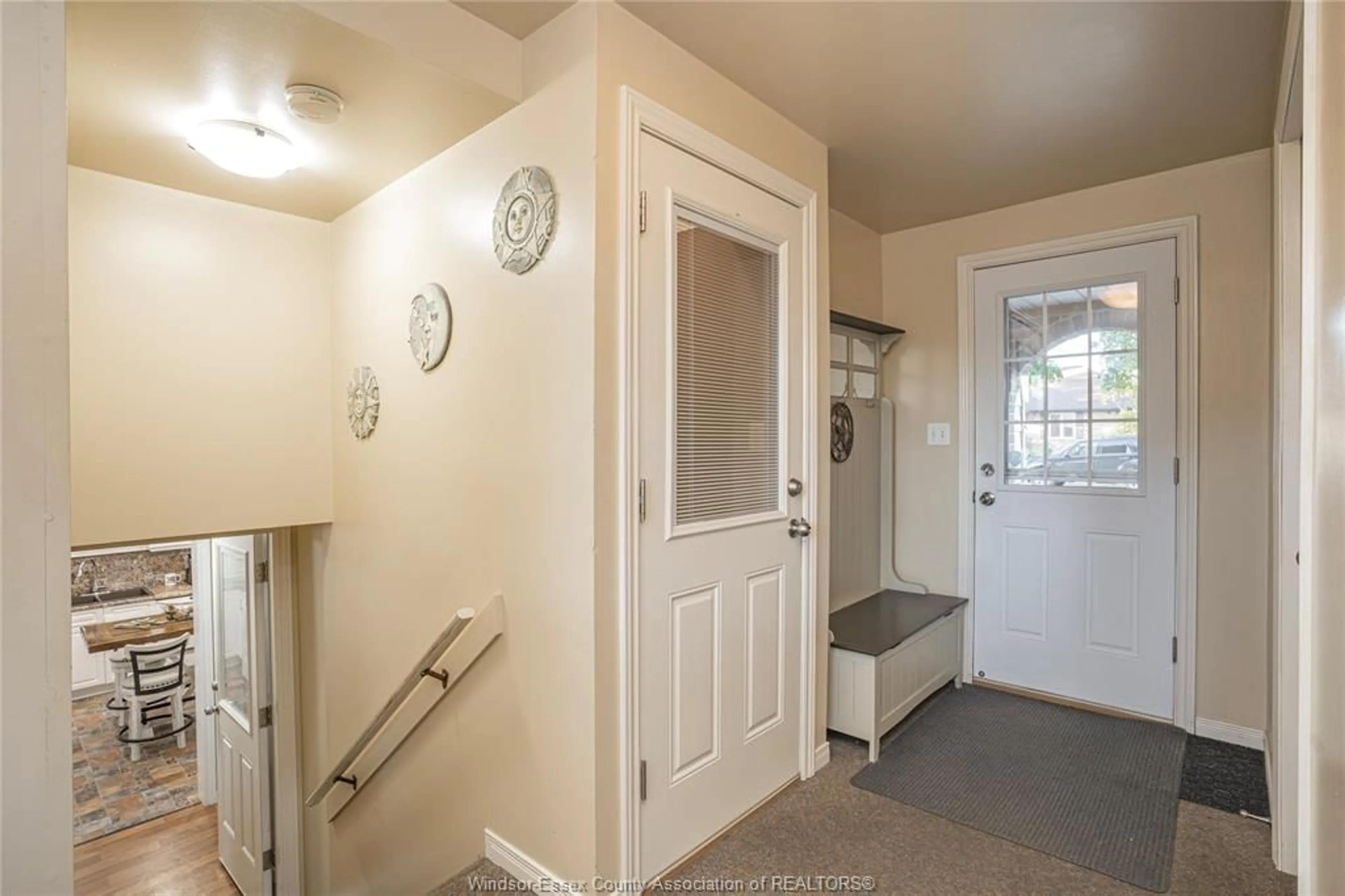 Indoor entryway for 171 DUFF Ave, Amherstburg Ontario N9V 2P8