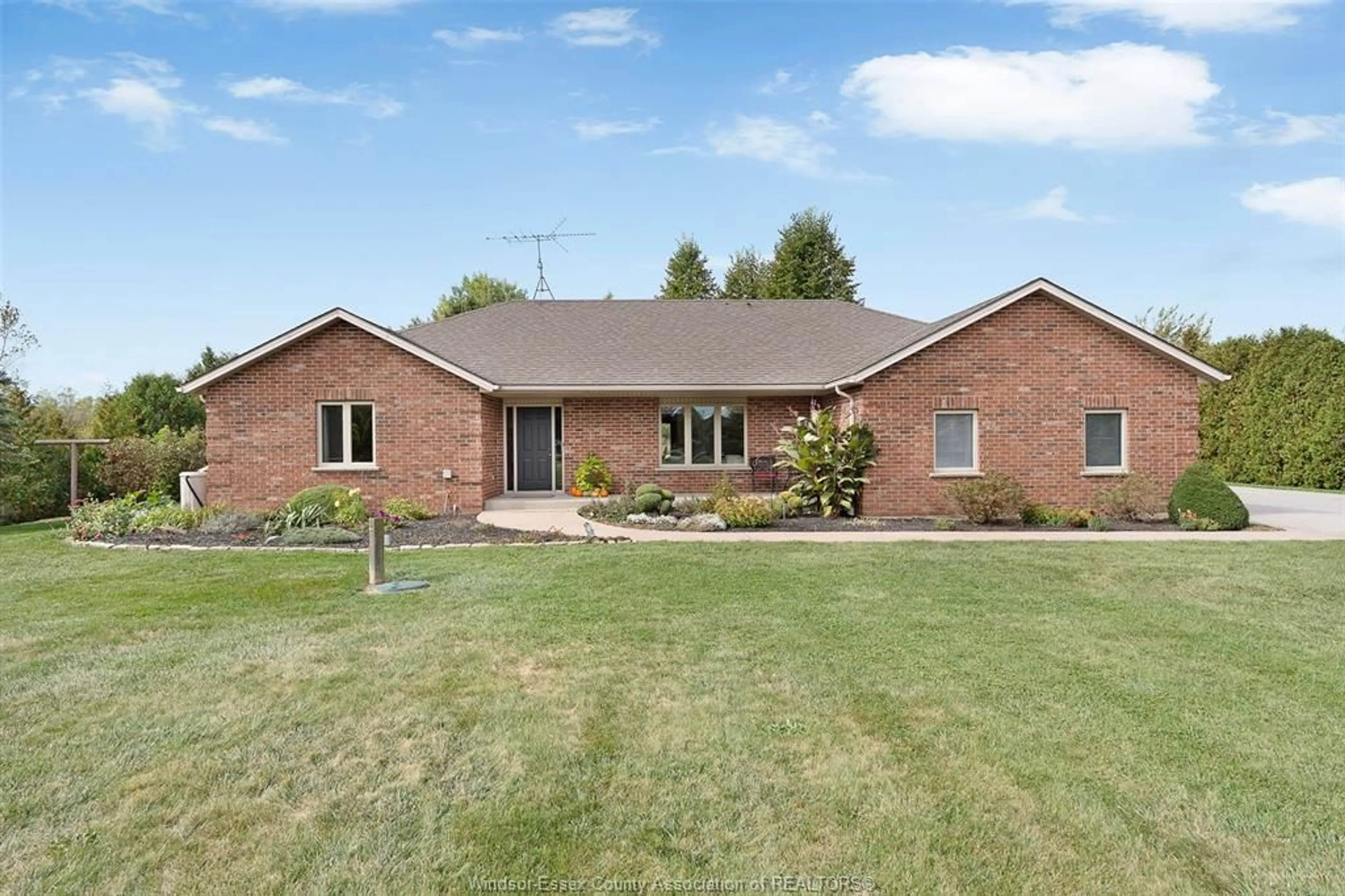 Home with brick exterior material, unknown for 5310 CONCESSION 5 N, Amherstburg Ontario N9V 0C8