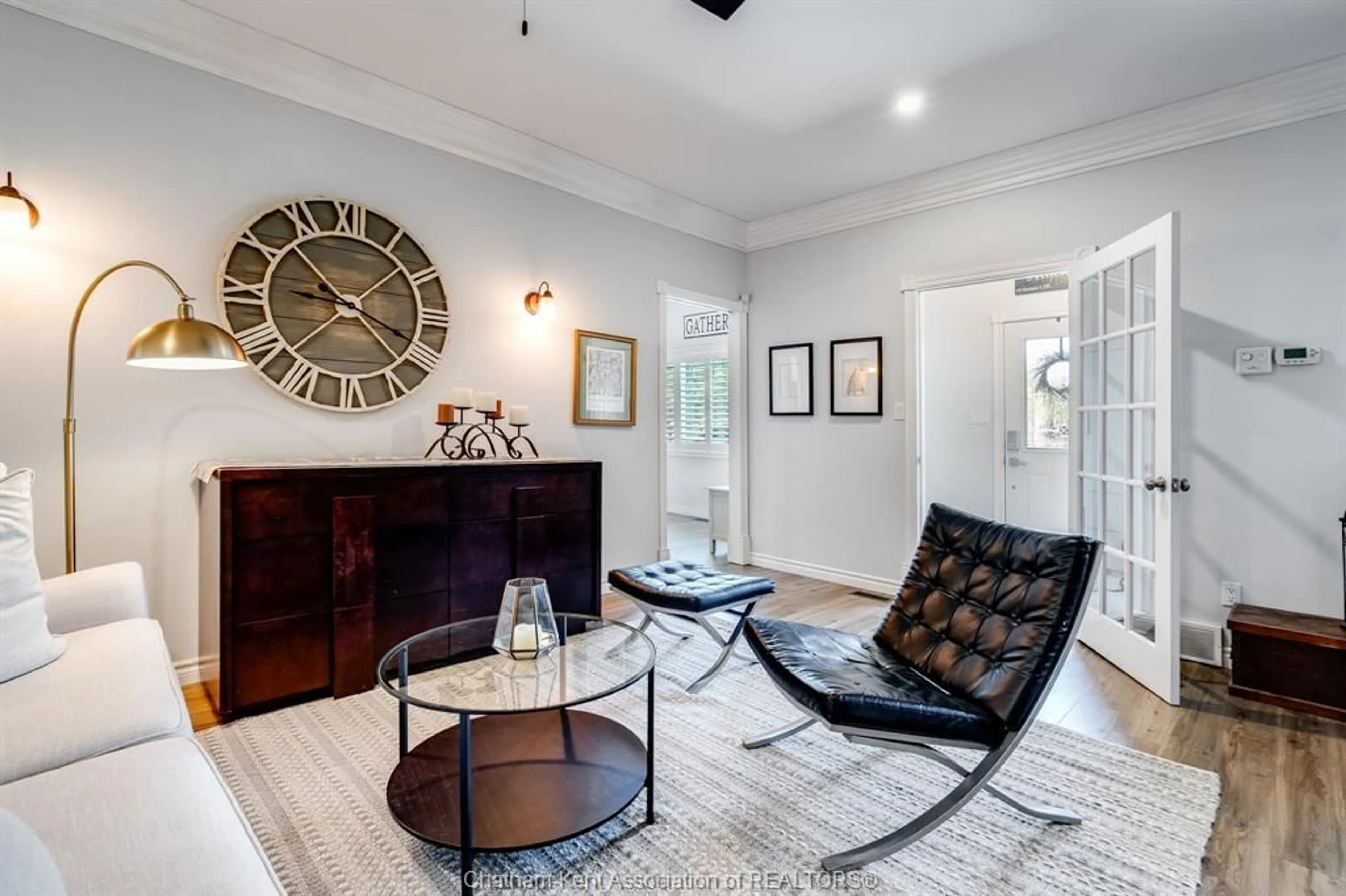 Living room with furniture, unknown for 42 Bruinsma Ave, Chatham Ontario N7M 6C3