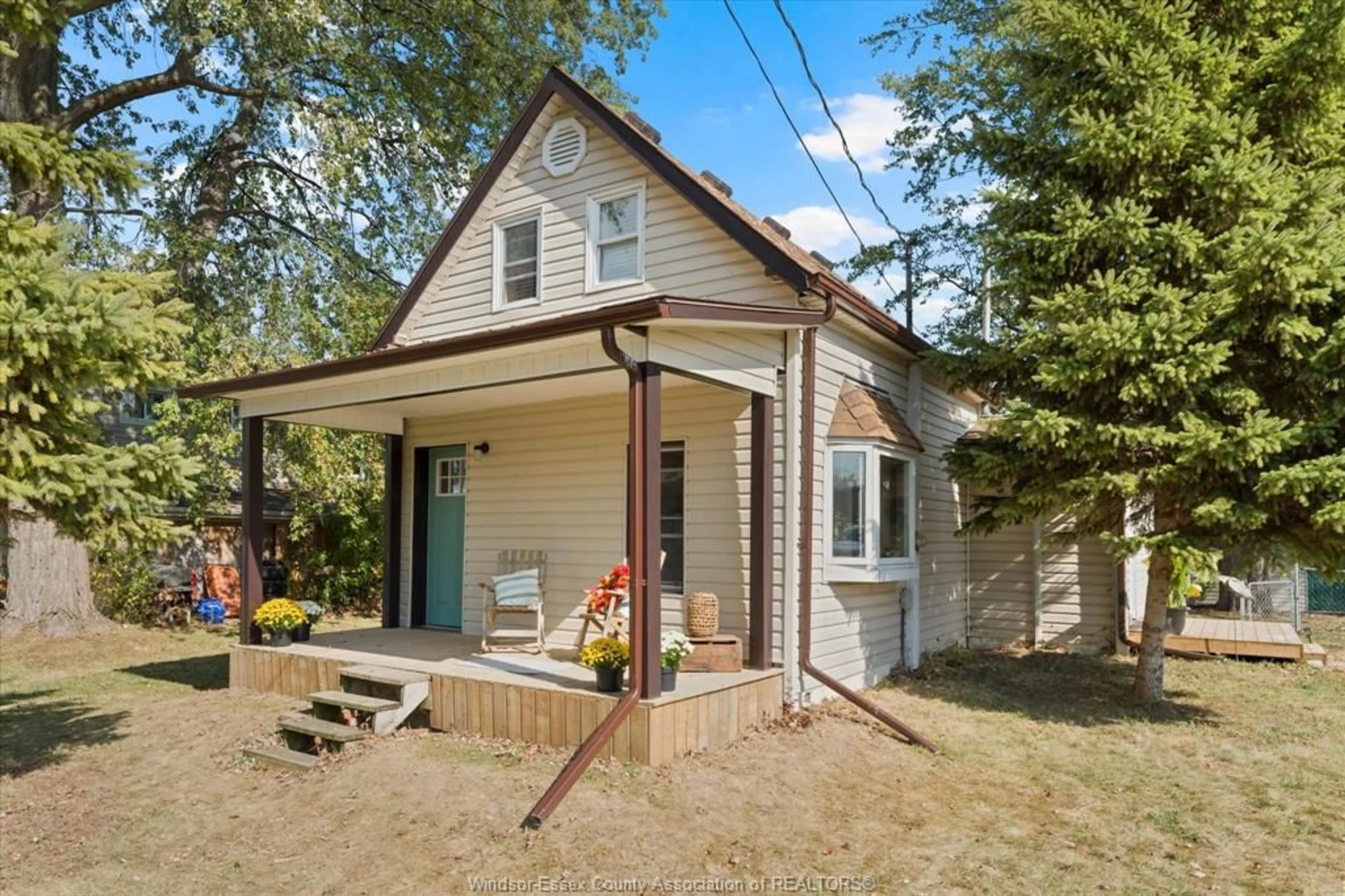 Unknown for 151 THIRD St, Belle River Ontario N8L 1K8