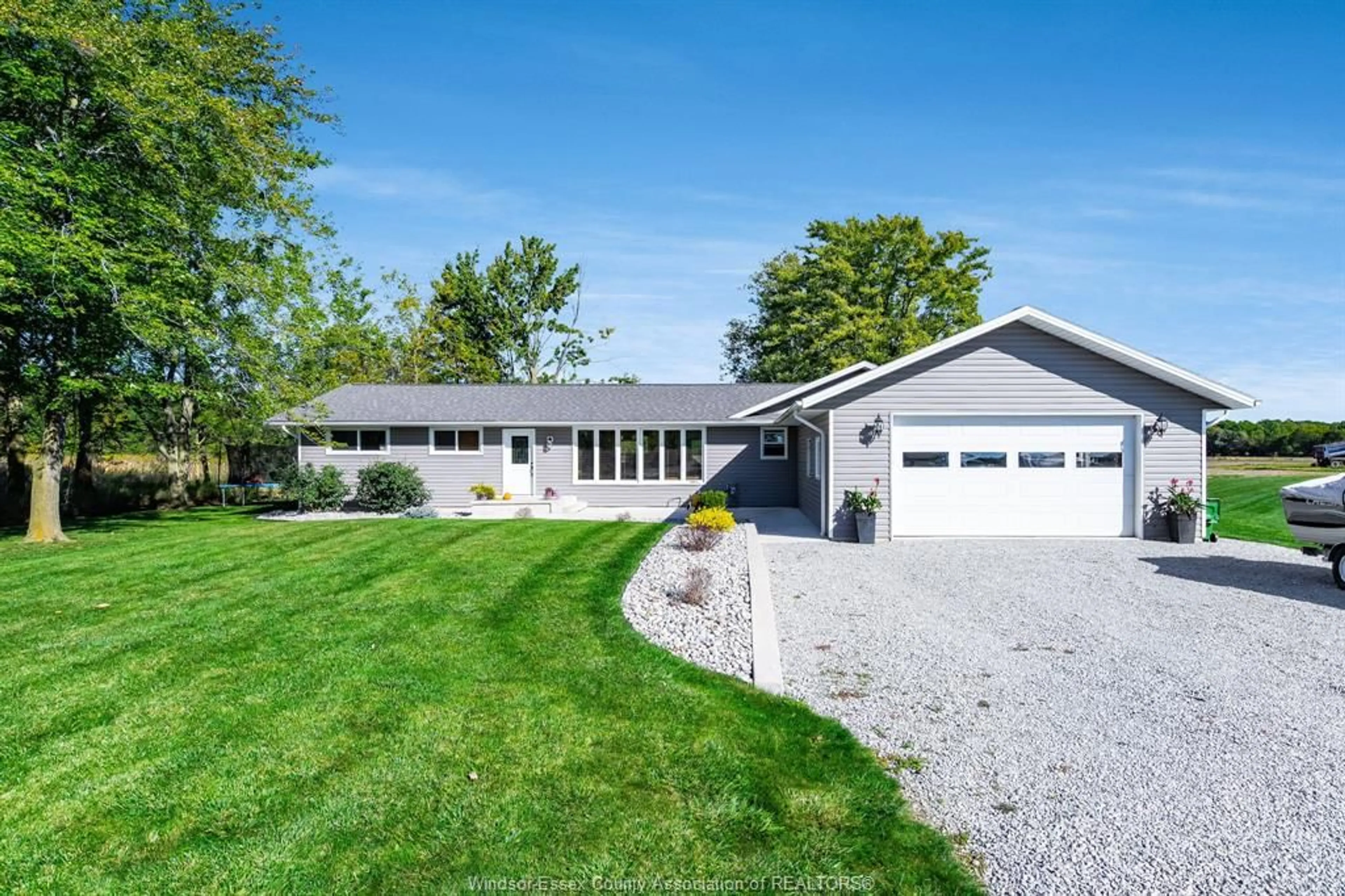 Home with vinyl exterior material, street for 6958 6 Concession Road, Essex Ontario N9Y 2E5