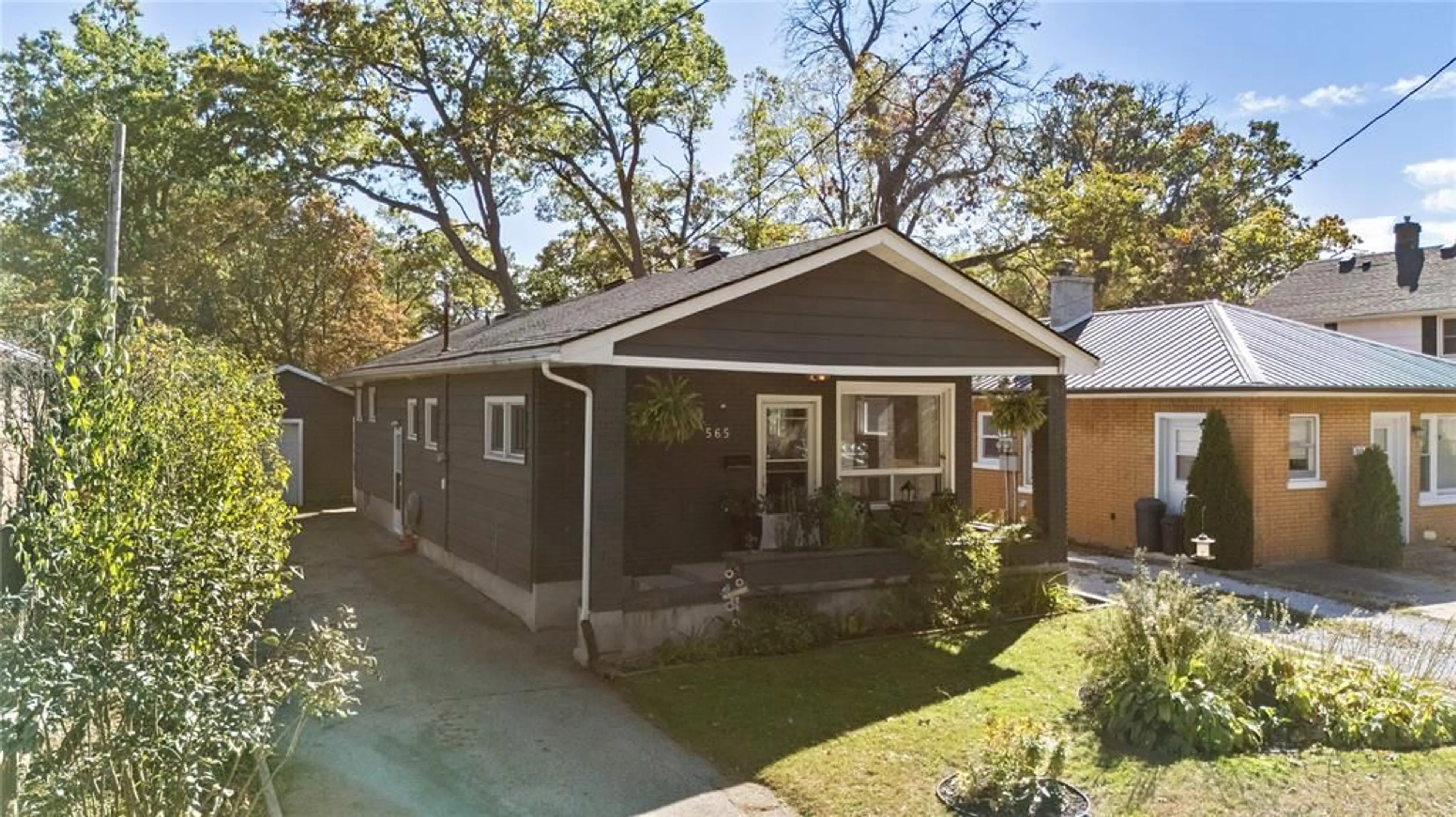 Unknown for 565 ERROL Rd, Sarnia Ontario N7V 2B9