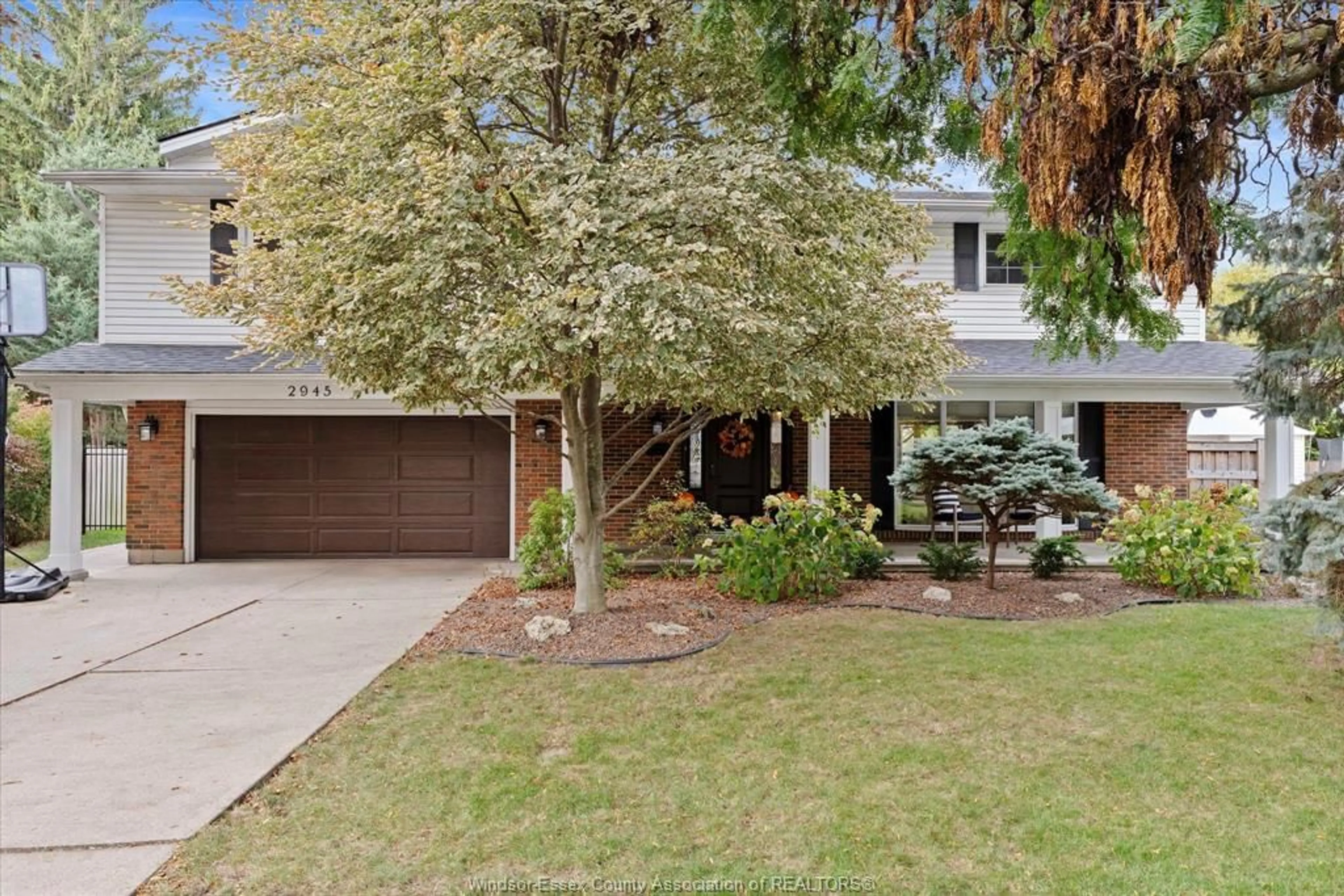 Unknown for 2945 ORION Cres, Windsor Ontario N9E 2Z3