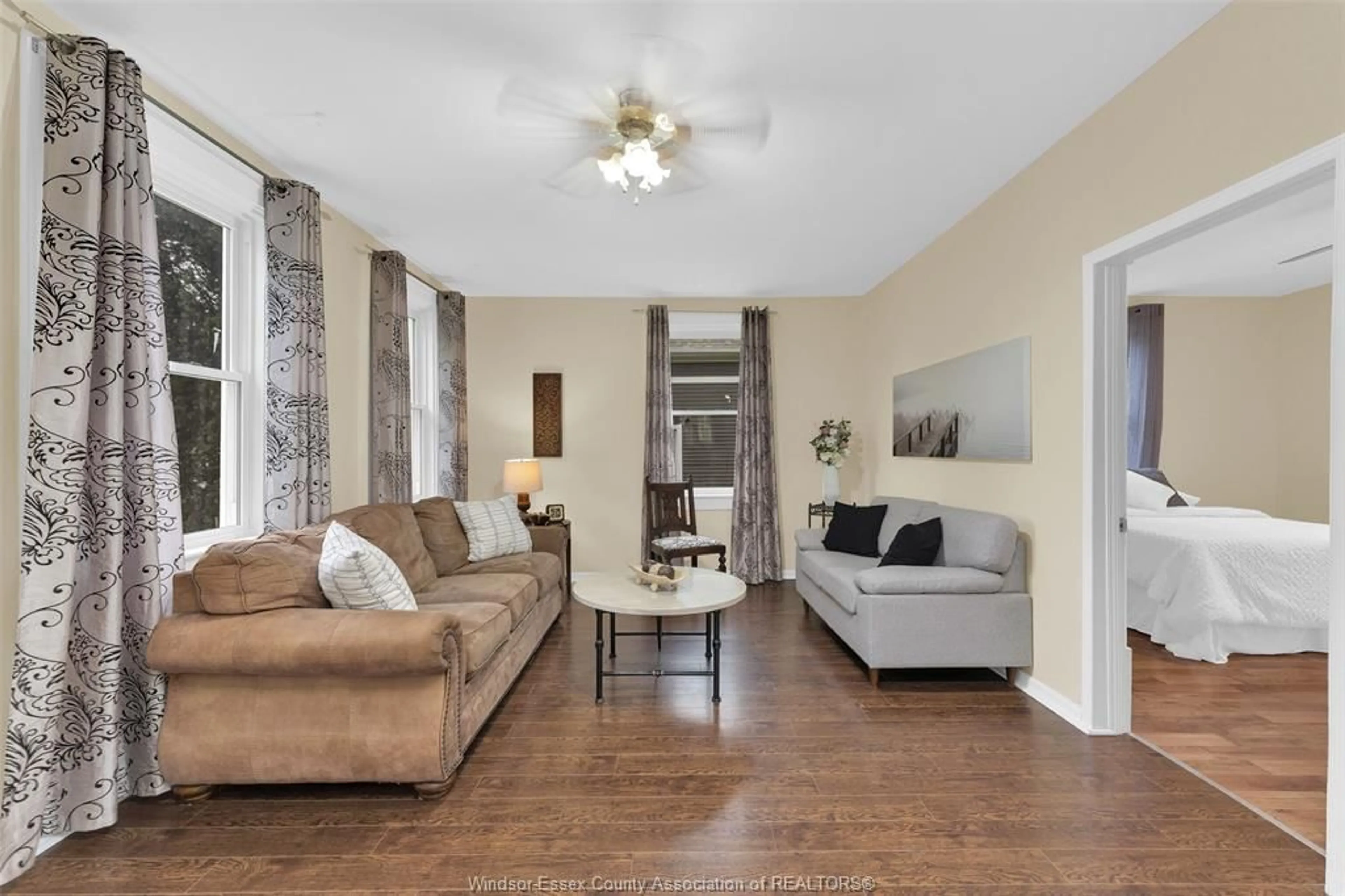 Living room with furniture, unknown for 1657 ELGIN, Ruthven Ontario N0P 2G0