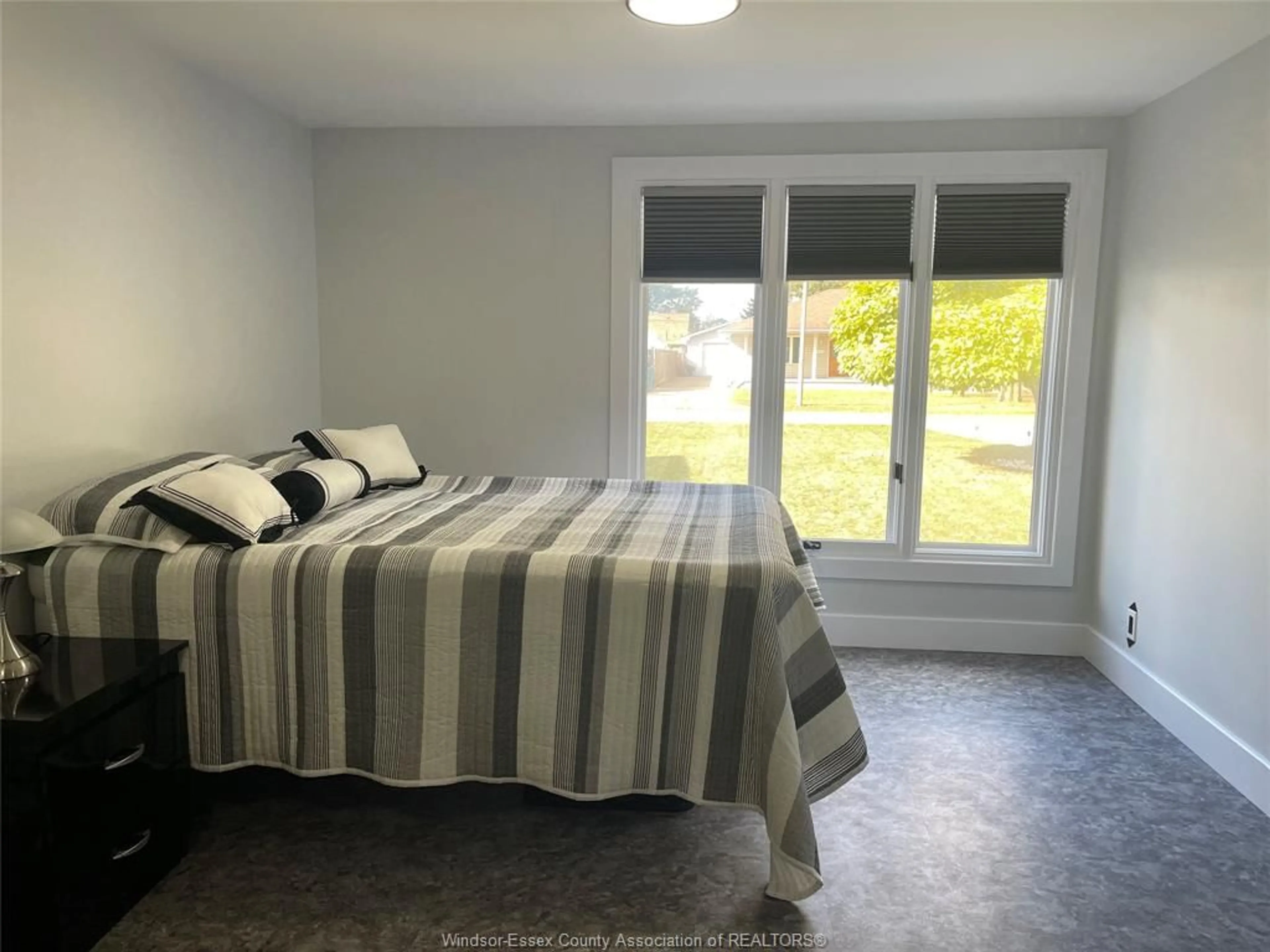 Bedroom with bed, unknown for 649 EDINBOROUGH St, Windsor Ontario N8X 3C8