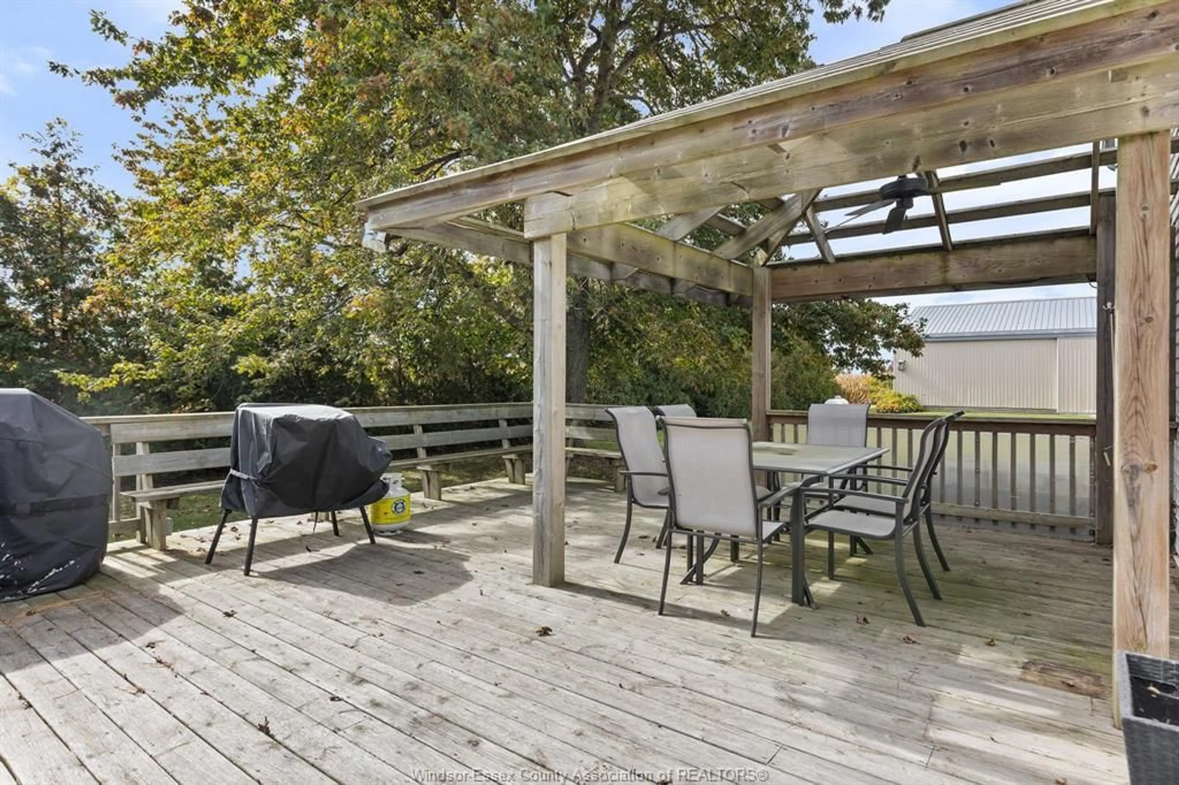 Patio, street for 1049 MERSEA ROAD 12, Leamington Ontario N0P 2J0