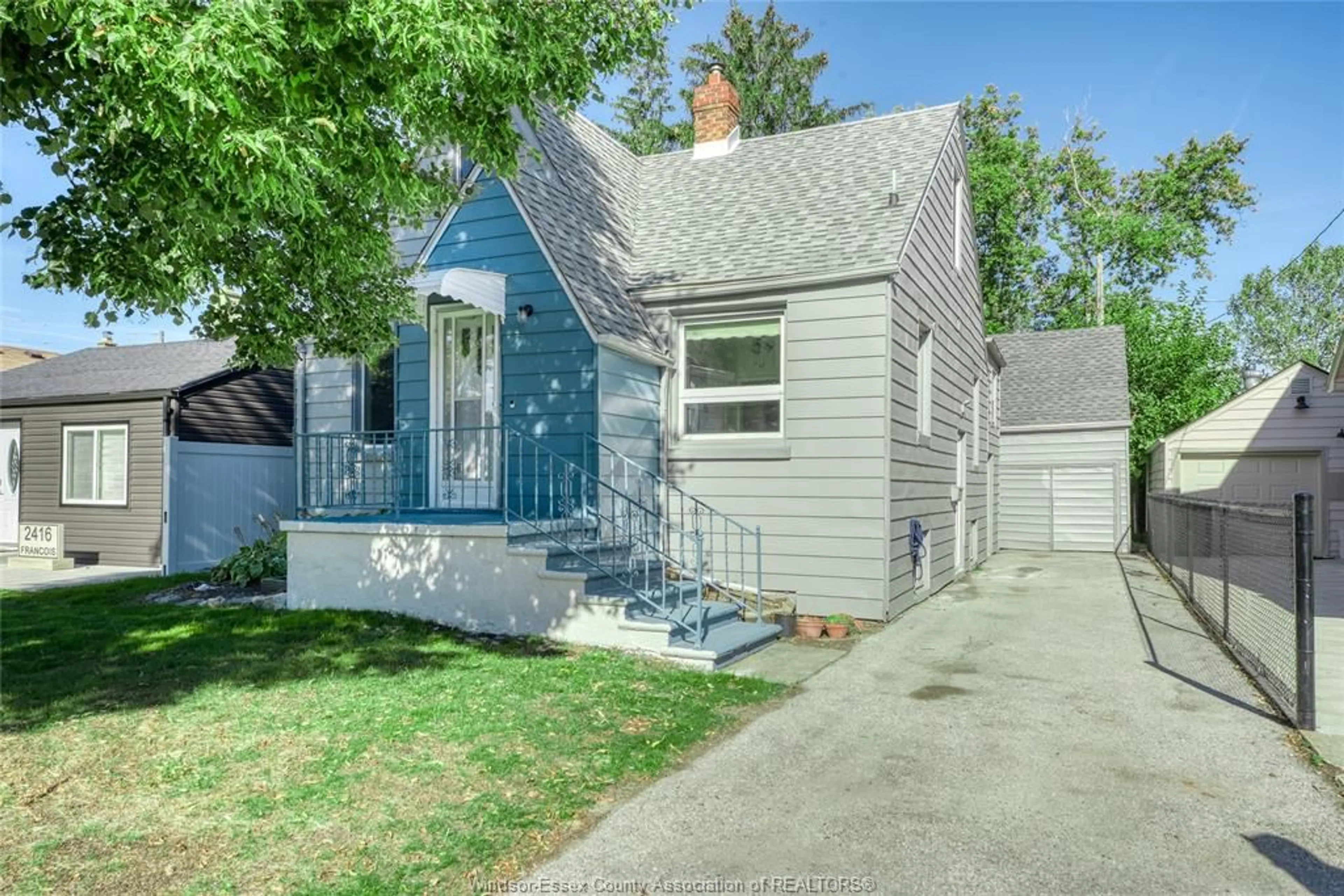 Home with vinyl exterior material, street for 2420 FRANCOIS Rd, Windsor Ontario N8W 4T4