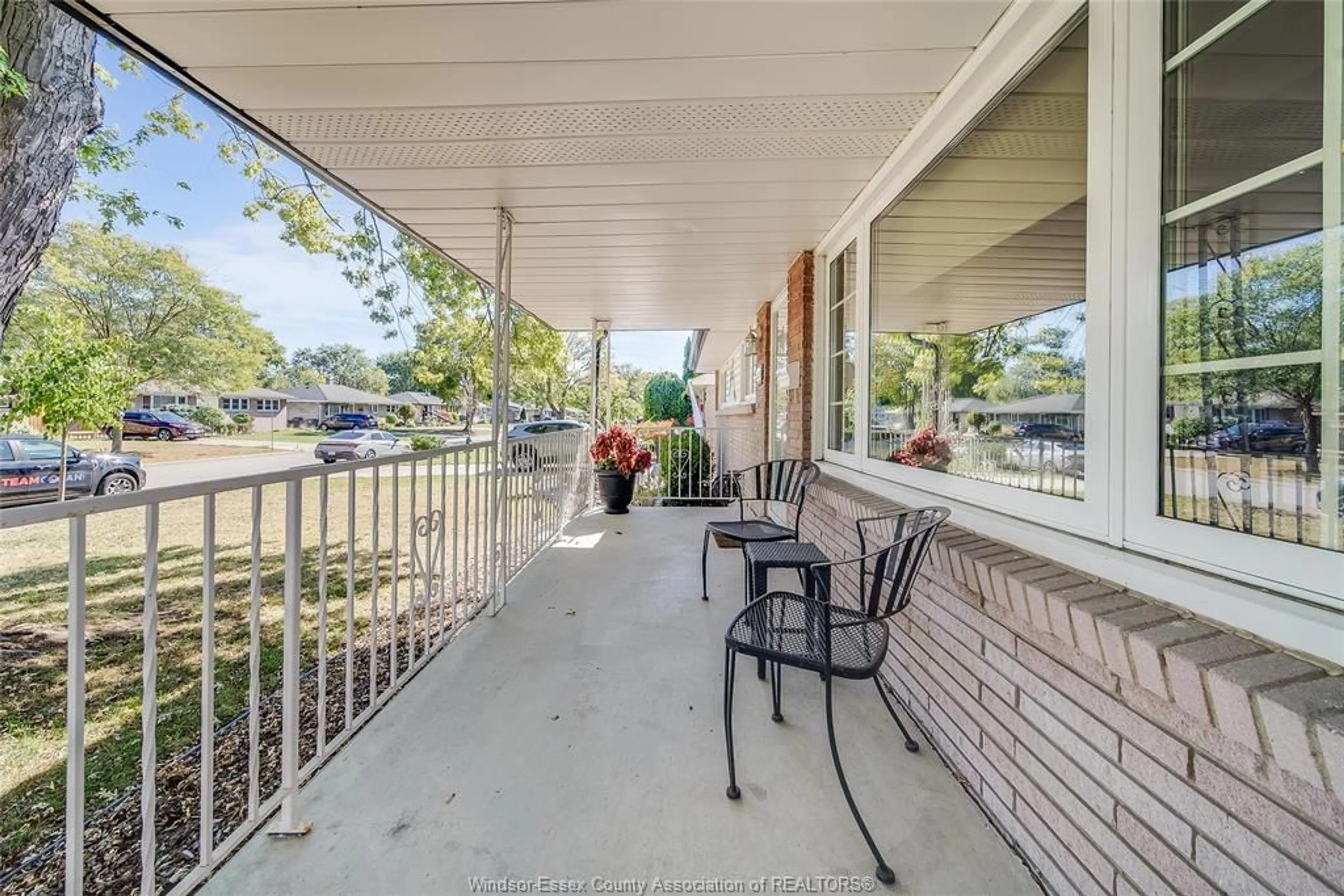 Patio, water/lake/river/ocean view for 1225 PARKVIEW, Windsor Ontario N8S 2X8