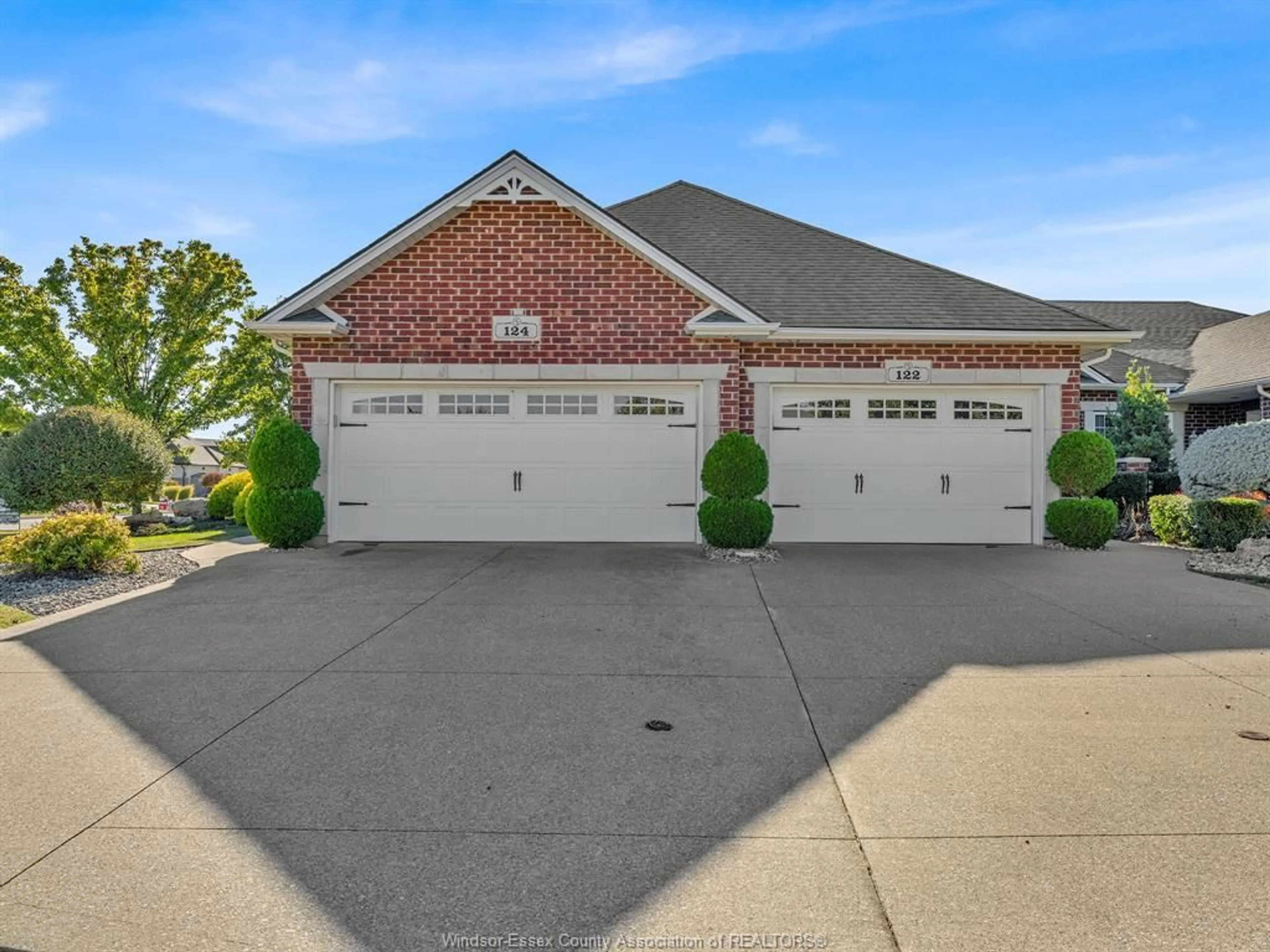 Unknown for 124 KIMBALL Dr, Essex Ontario N8M 0B8