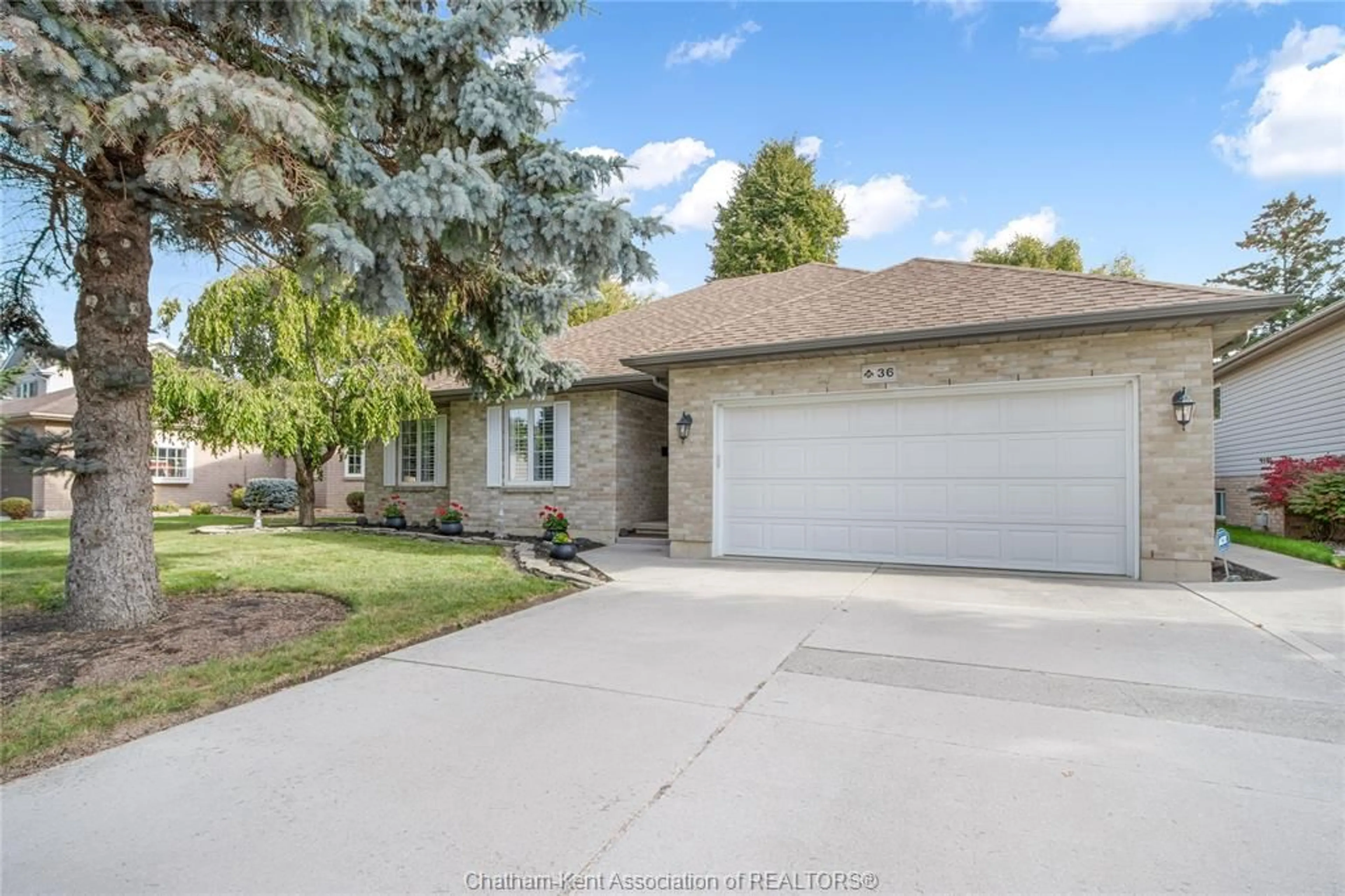 Unknown for 36 Garden Path, Chatham Ontario N7L 5L5