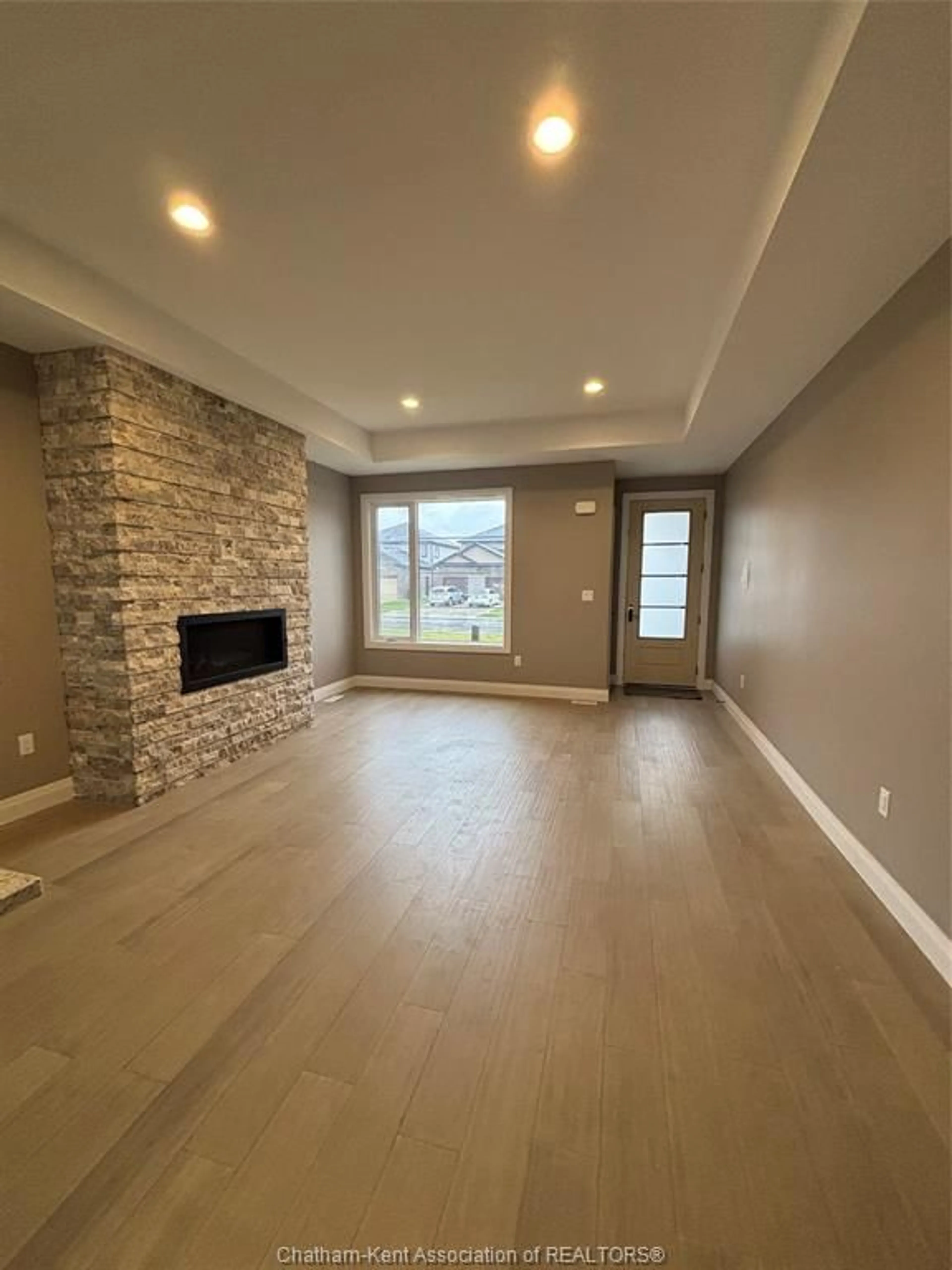 Unknown for 22 Evening Dr, Chatham Ontario N7L 0B6