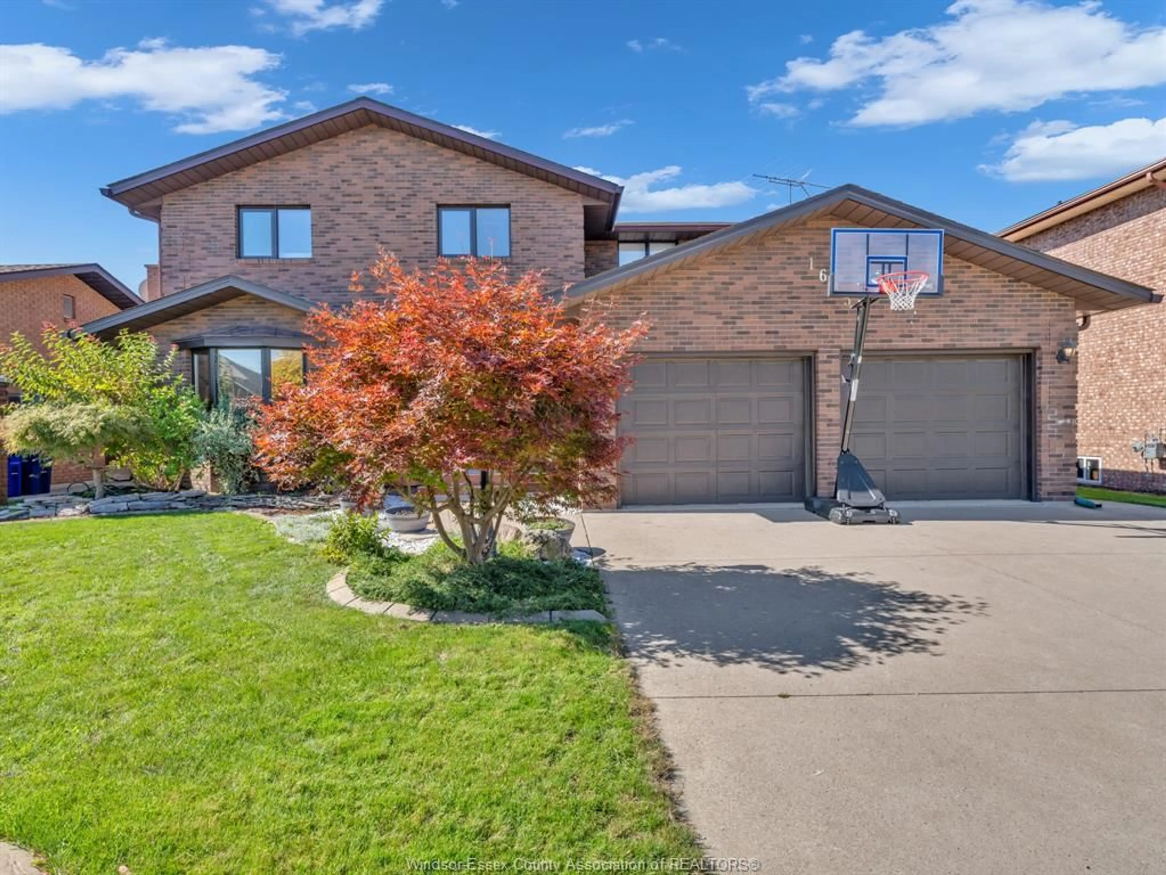 Home with brick exterior material, street for 1685 ASKIN, Windsor Ontario N9B 3S4