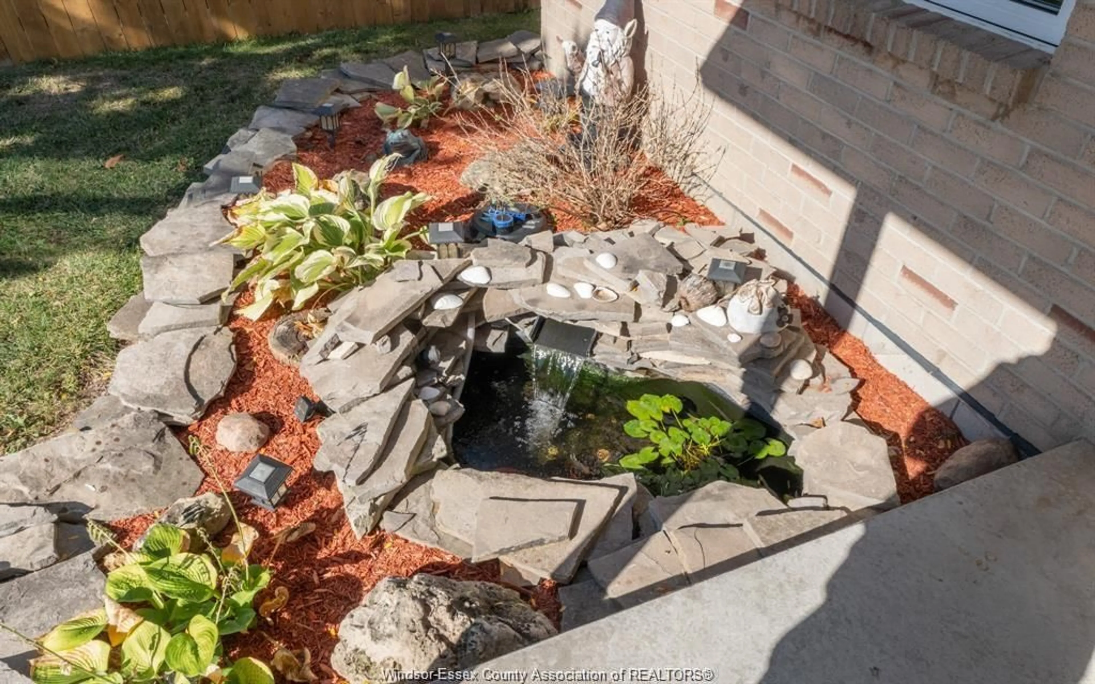 Patio, street for 1624 KAMLOOPS, Windsor Ontario N8W 5V3