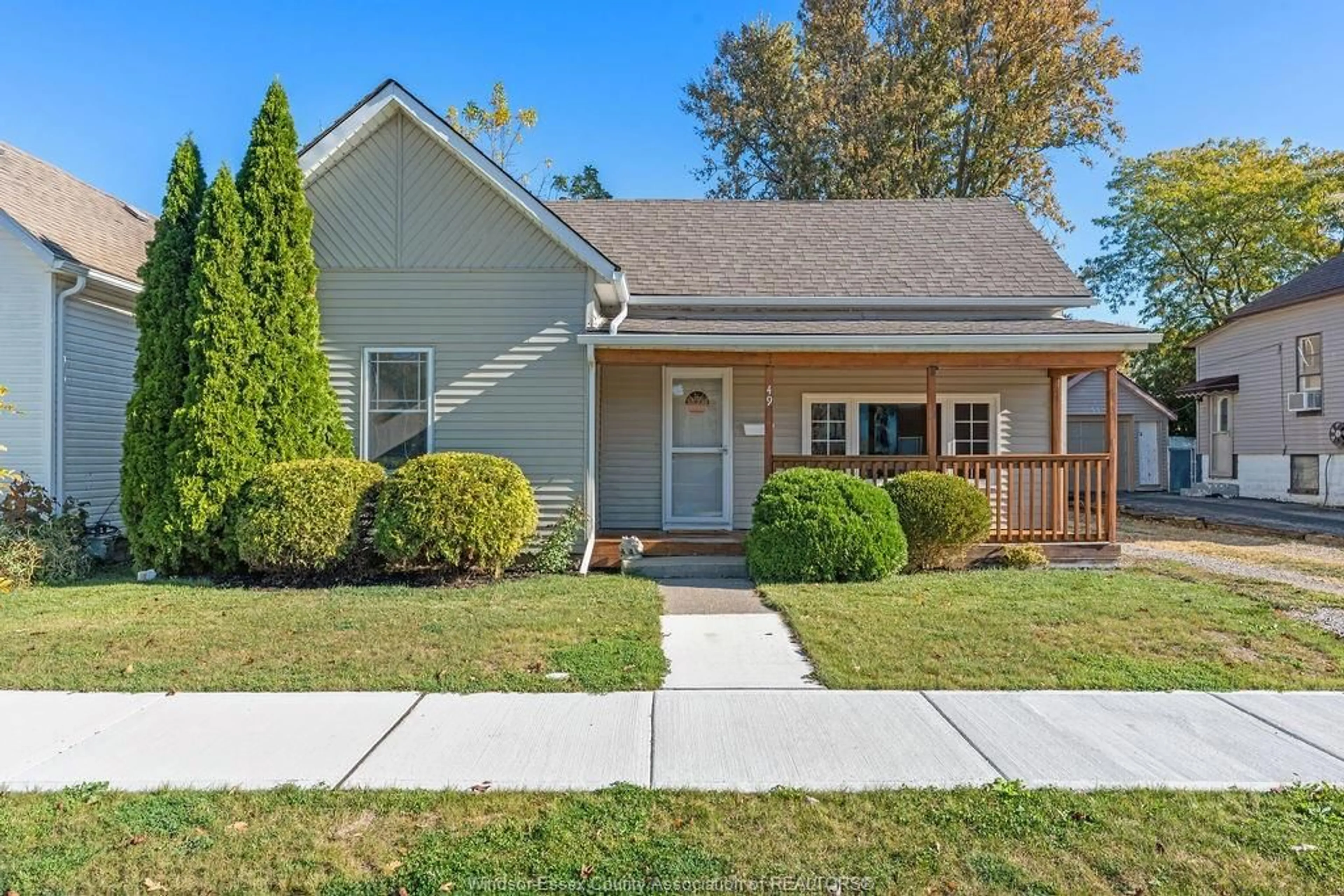 Home with vinyl exterior material, street for 49 Irwin Ave, Essex Ontario N8M 2S7