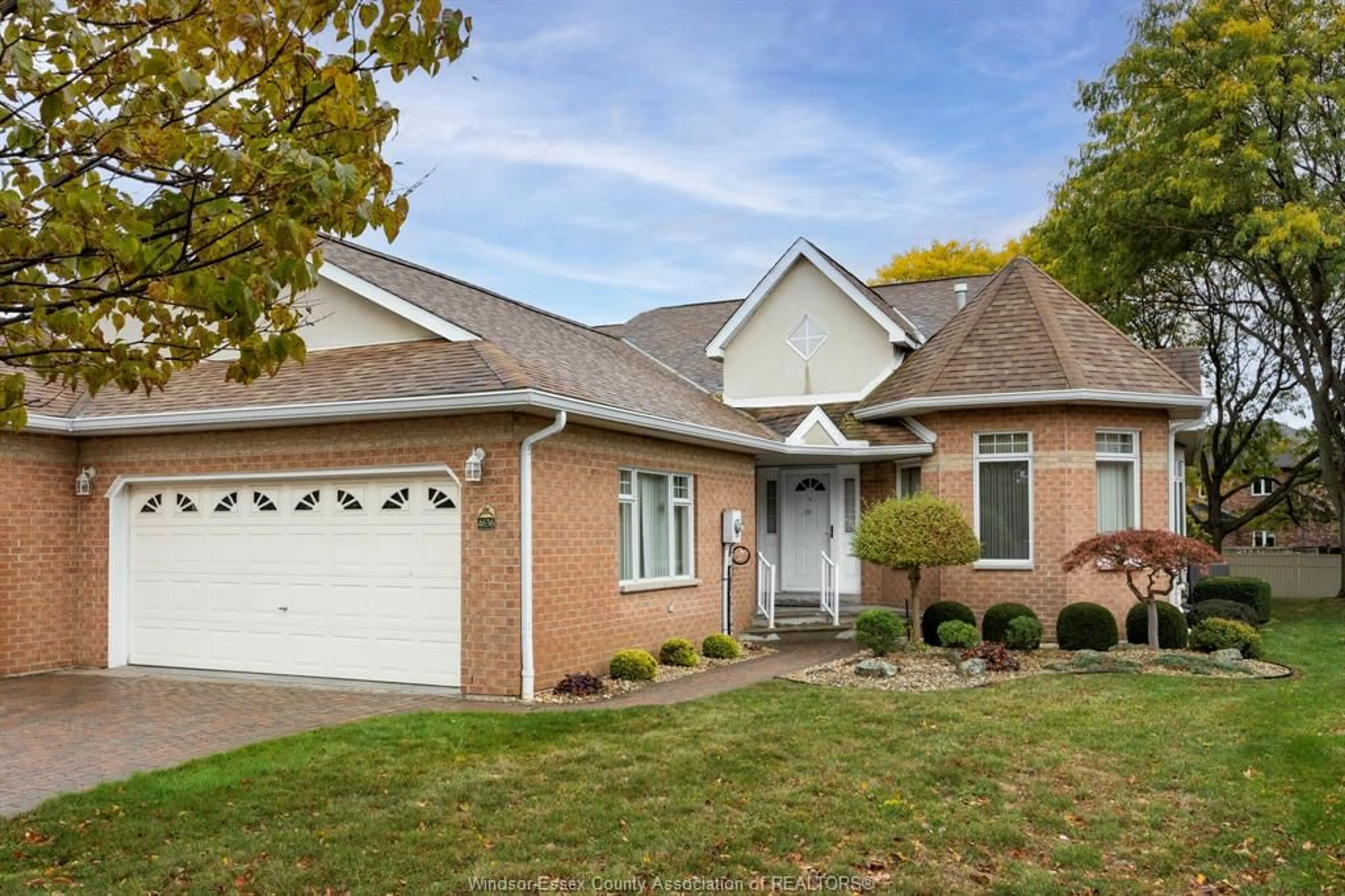 Home with brick exterior material, street for 4636 DALI Crt, Windsor Ontario N9G 2M8