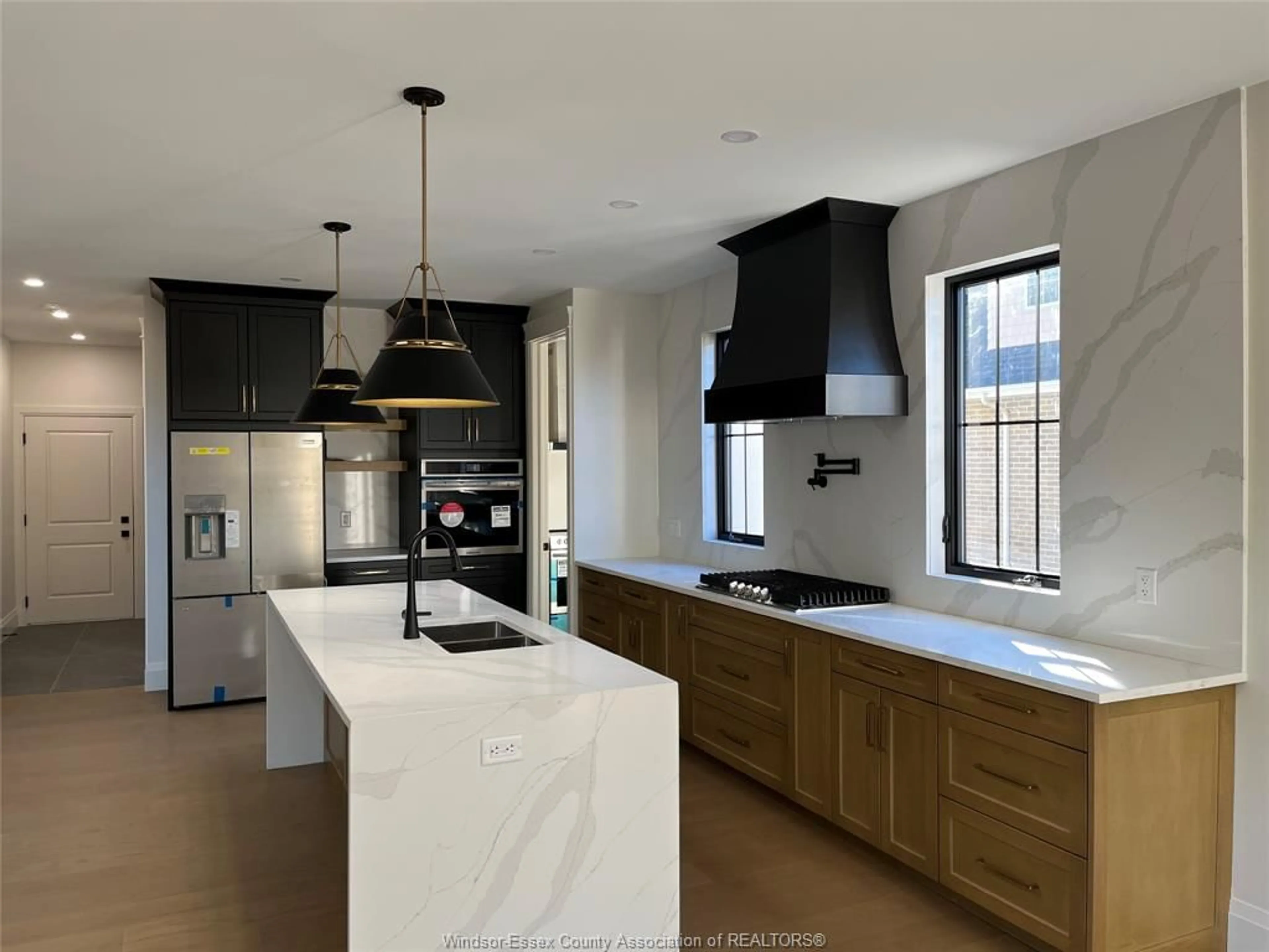 Open concept kitchen, ceramic/tile floor for 1443 MULLINS Dr, Lakeshore Ontario N0R 1V0