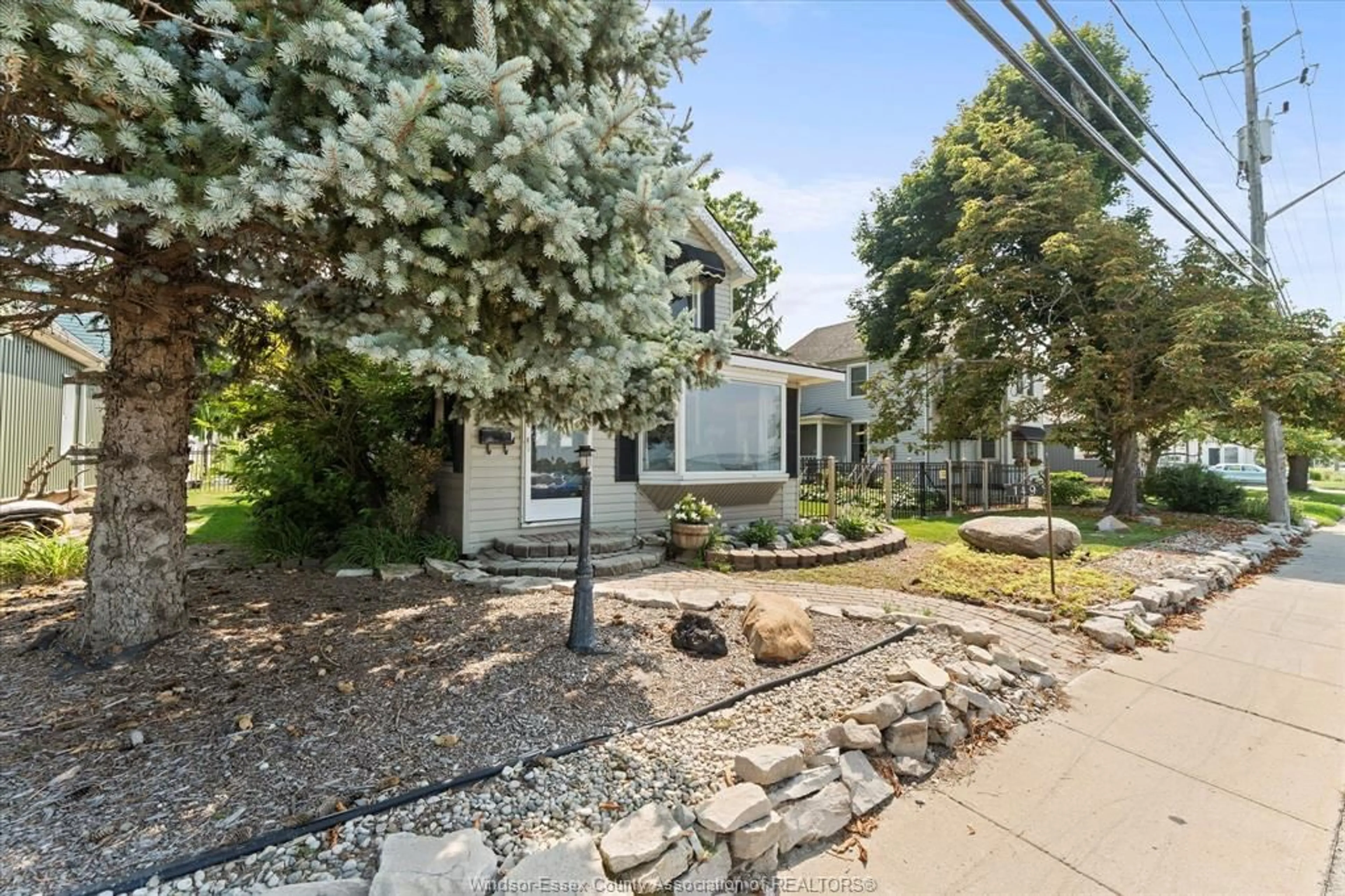 Unknown for 149 SANDWICH St, Amherstburg Ontario N9V 2V1