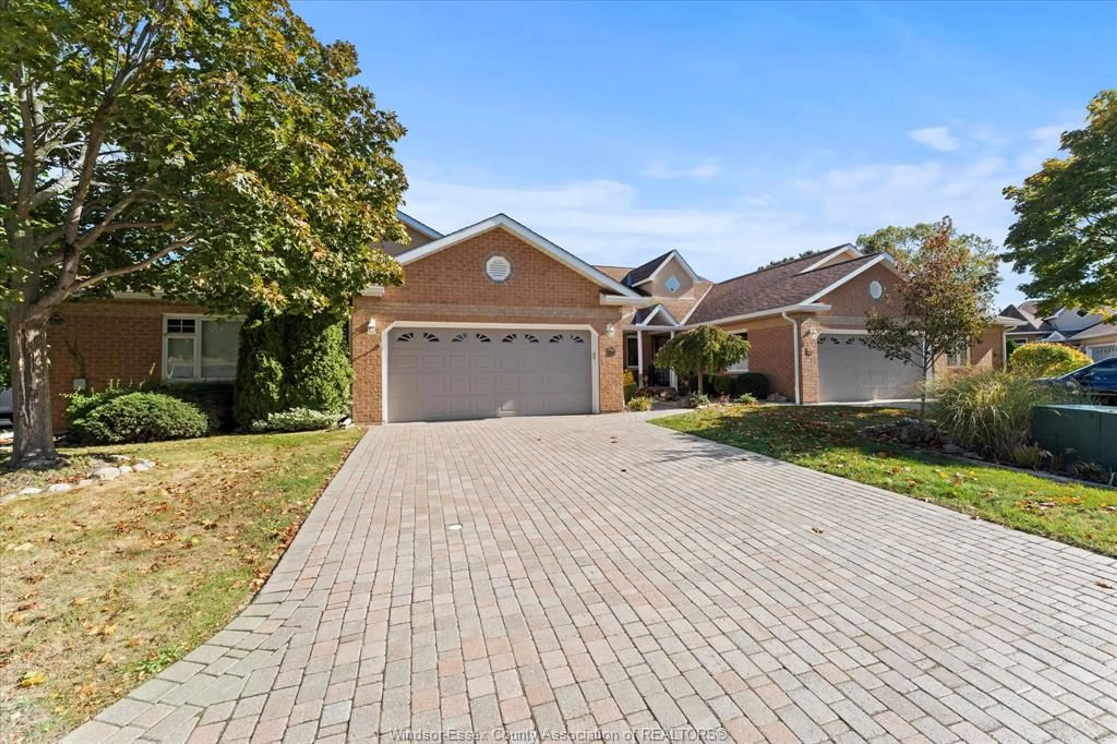 Home with brick exterior material, street for 4626 BRADBURY Crt, Windsor Ontario N9G 2M2