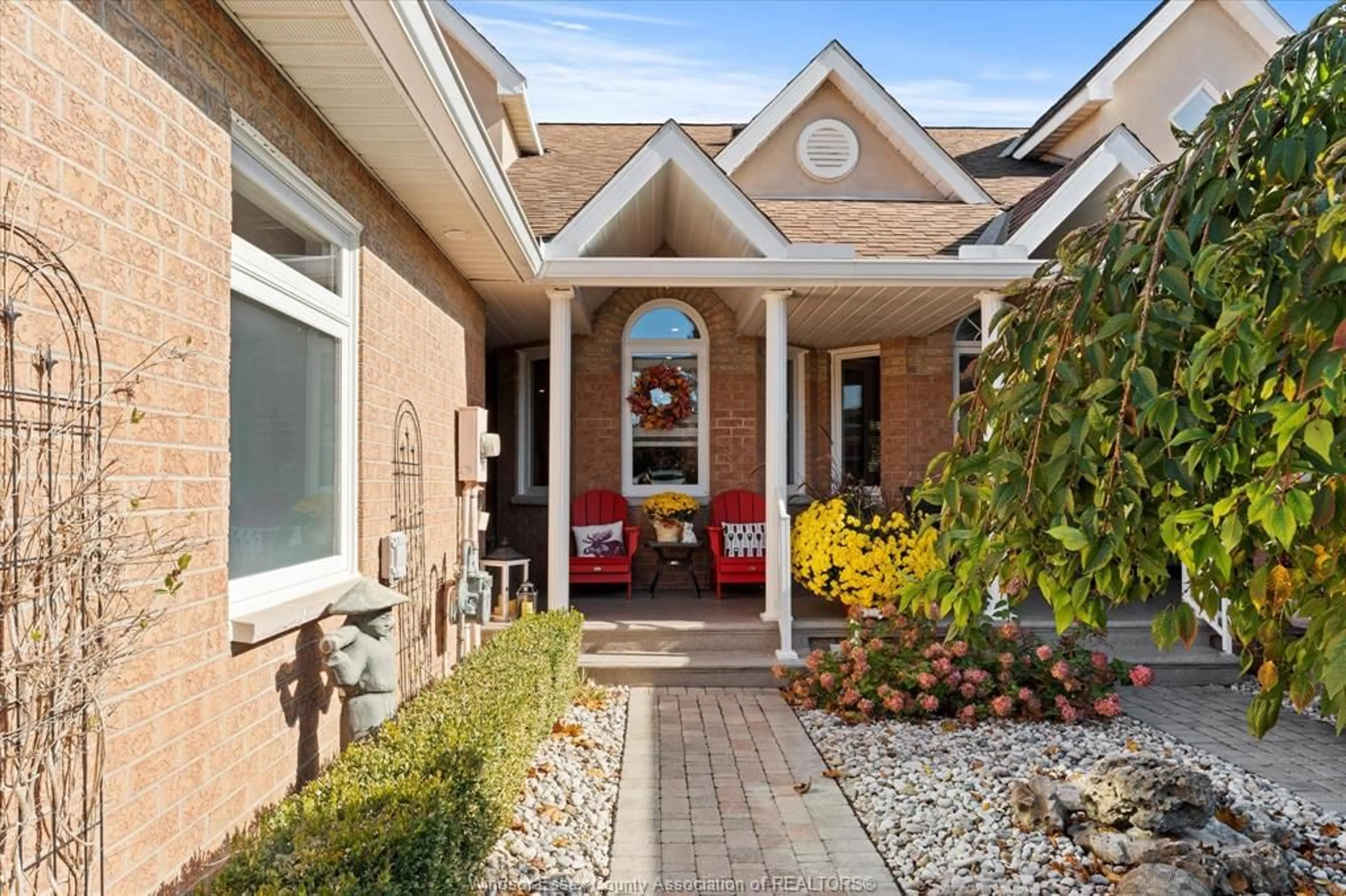 Unknown for 4626 BRADBURY Crt, Windsor Ontario N9G 2M2