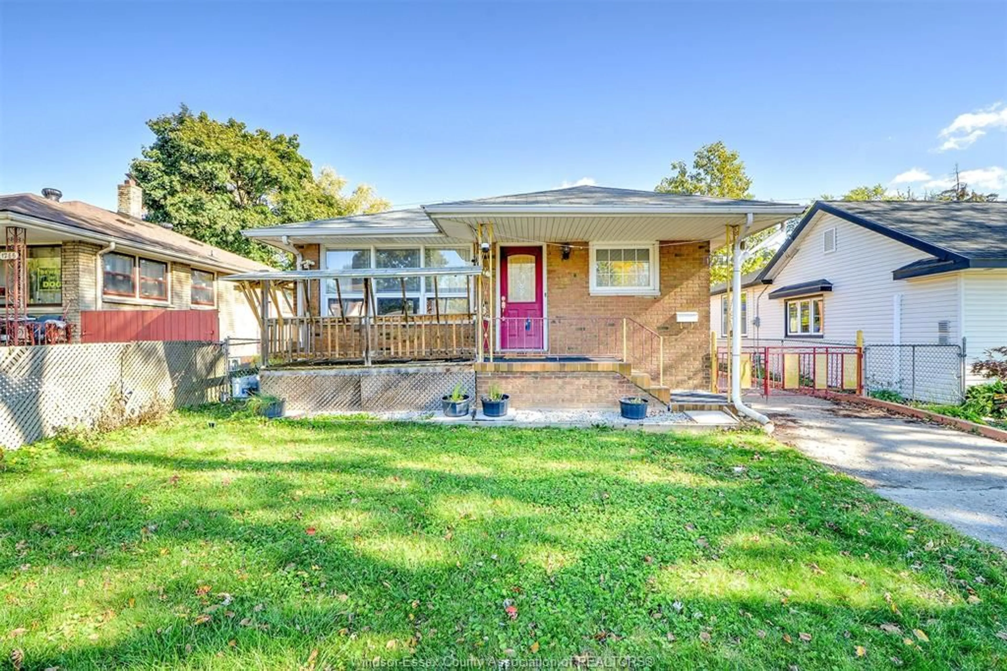 Unknown for 1294 Janette Ave, Windsor Ontario N8X 1Y6