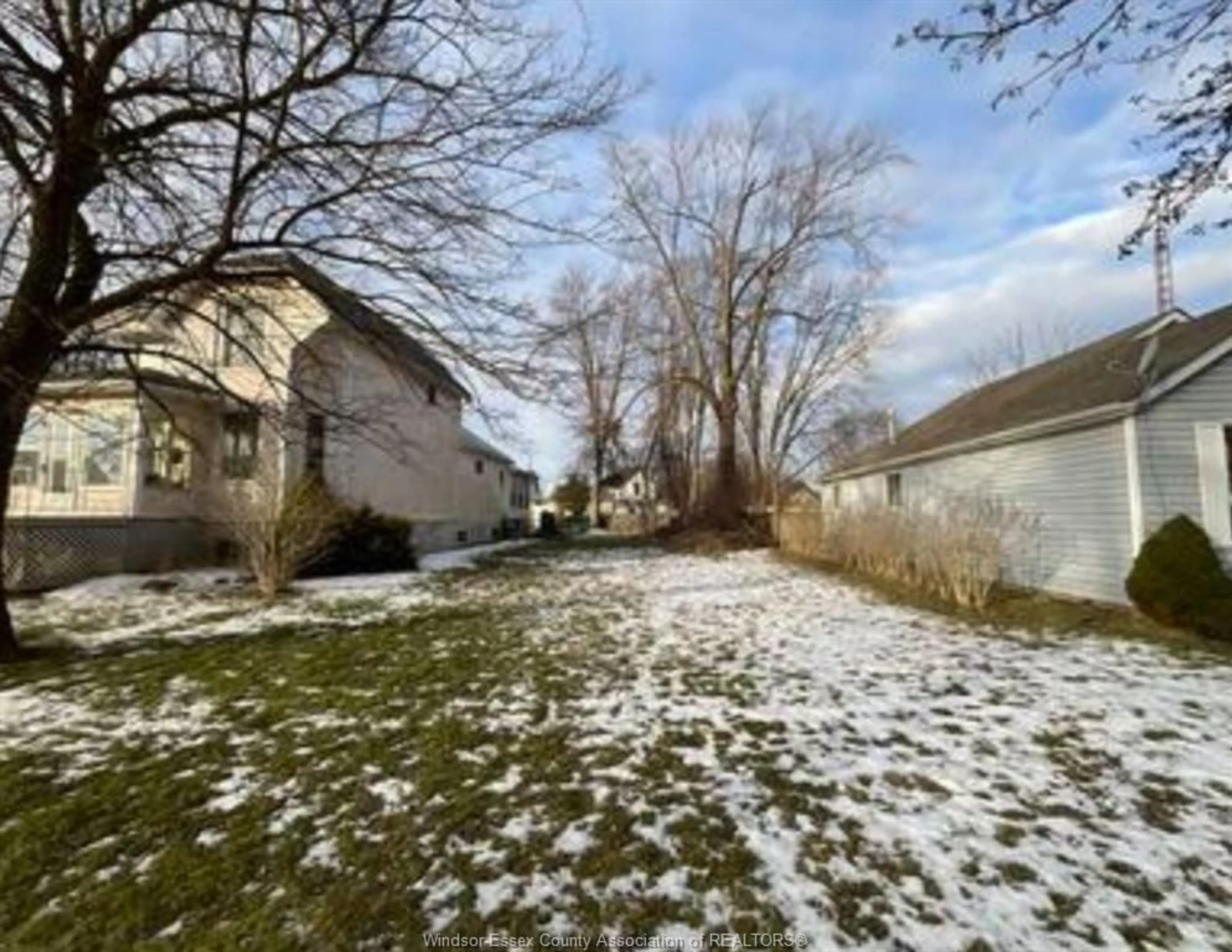 Unknown for 28 BAXTER St, Chatham Ontario N7M 4P6