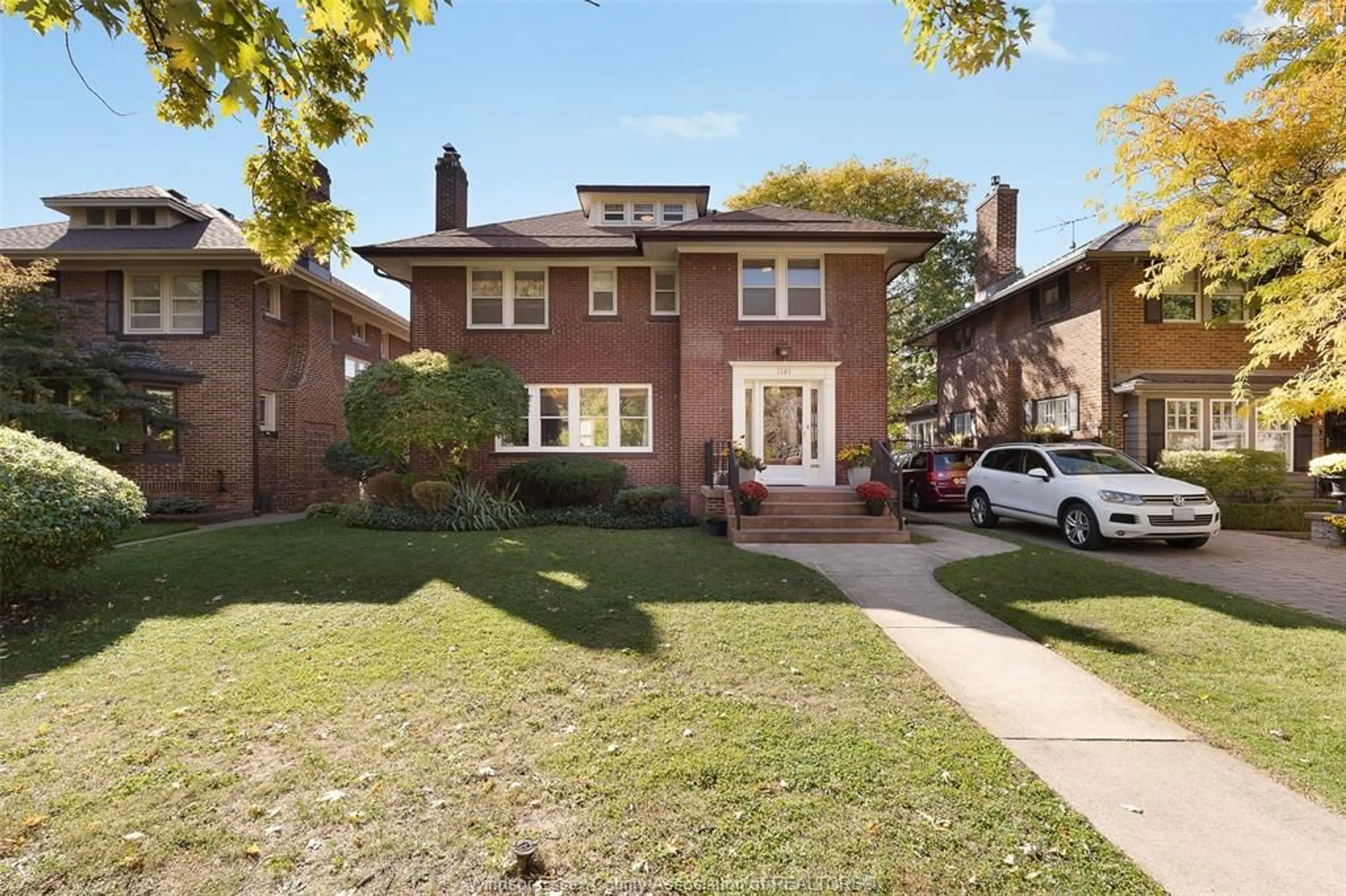 Home with brick exterior material, street for 1181 Kildare, Windsor Ontario N8Y 3H6