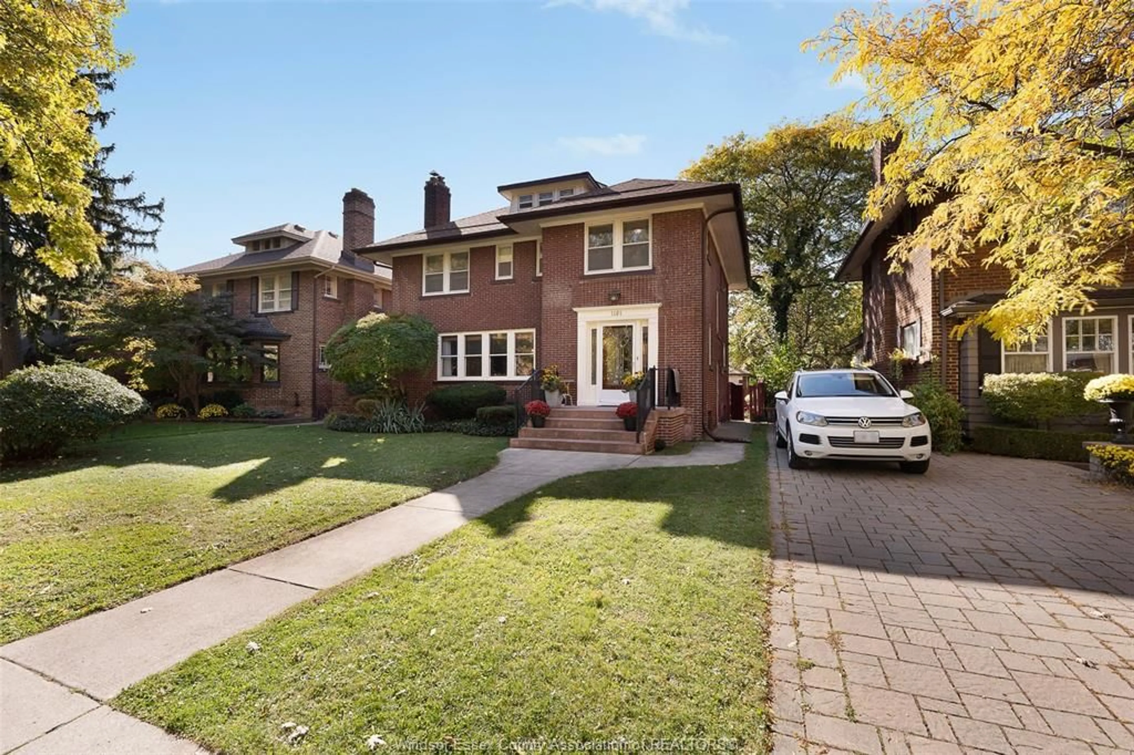Home with brick exterior material, street for 1181 Kildare, Windsor Ontario N8Y 3H6