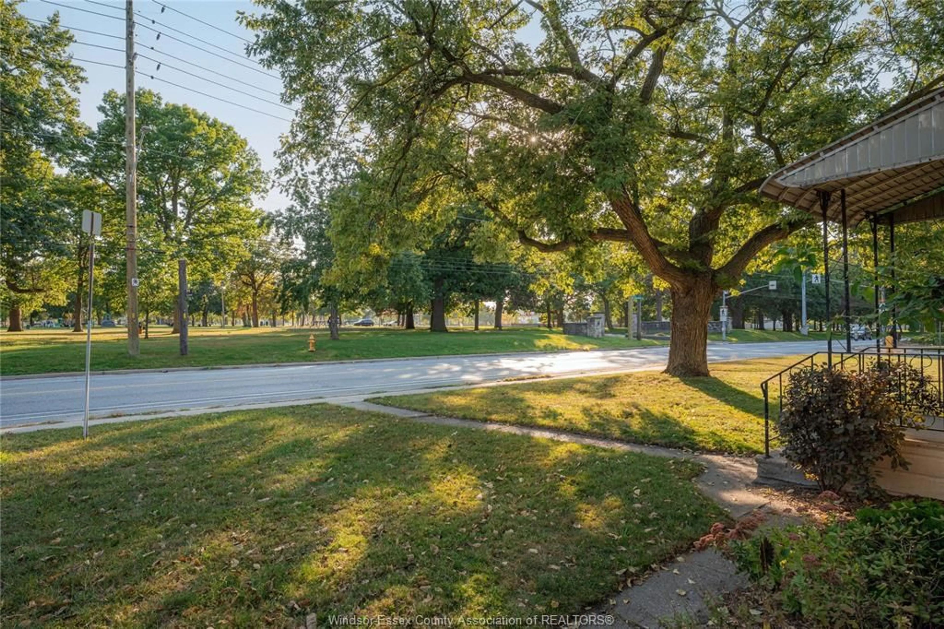 Patio, street for 1064 Prince Rd, Windsor Ontario N9C 2Z7