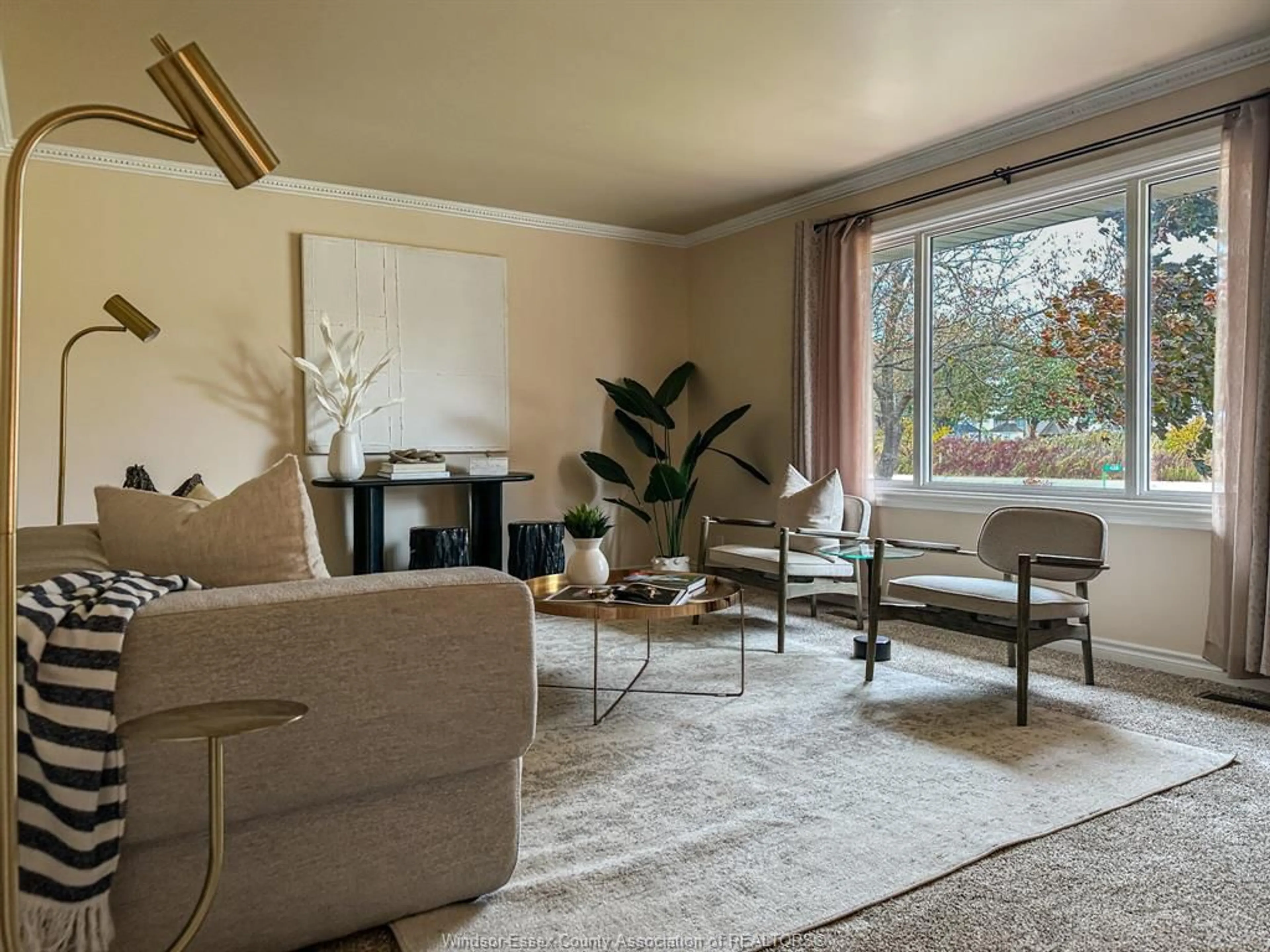 Living room with furniture, unknown for 428 COUNTY RD 2, Lakeshore Ontario N8L 1K1