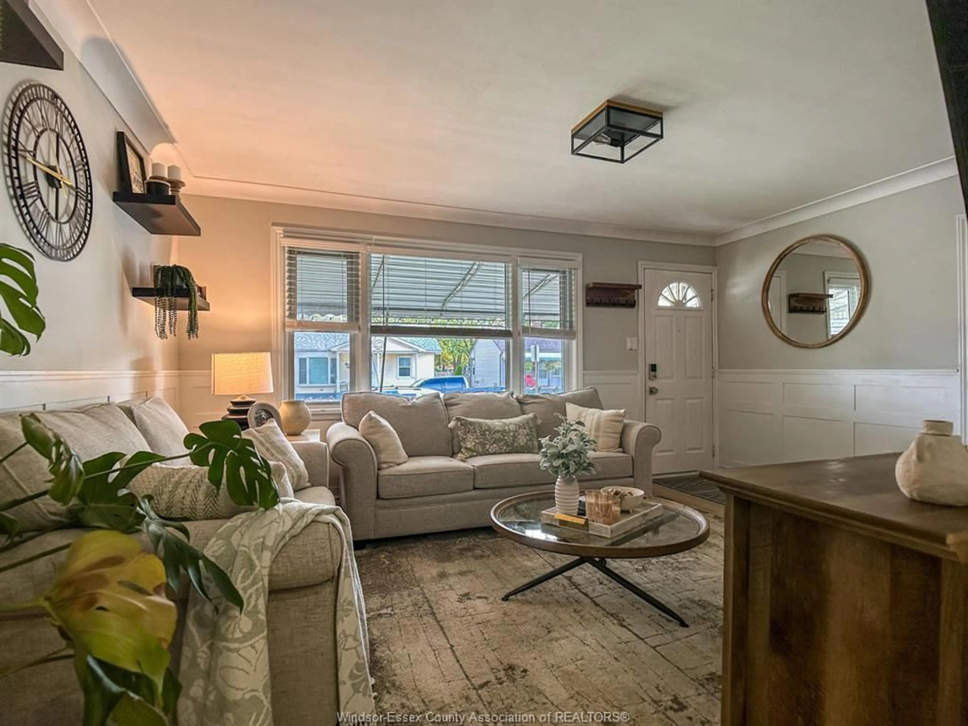 Living room with furniture, unknown for 1689 CENTRAL Ave, Windsor Ontario N8Y 3V9