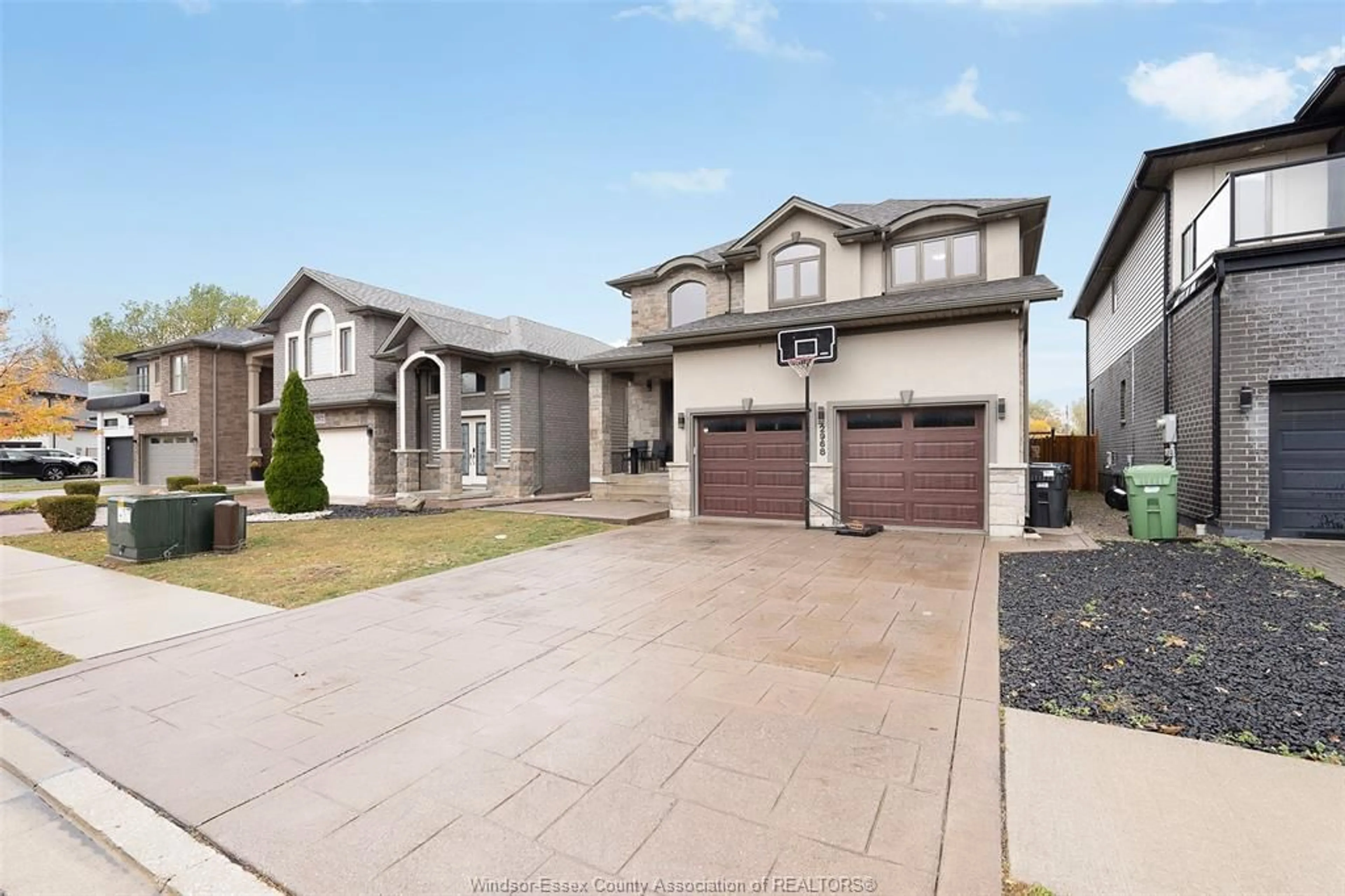 Unknown for 2968 MCROBBIE Cres, Windsor Ontario N8R 0B1