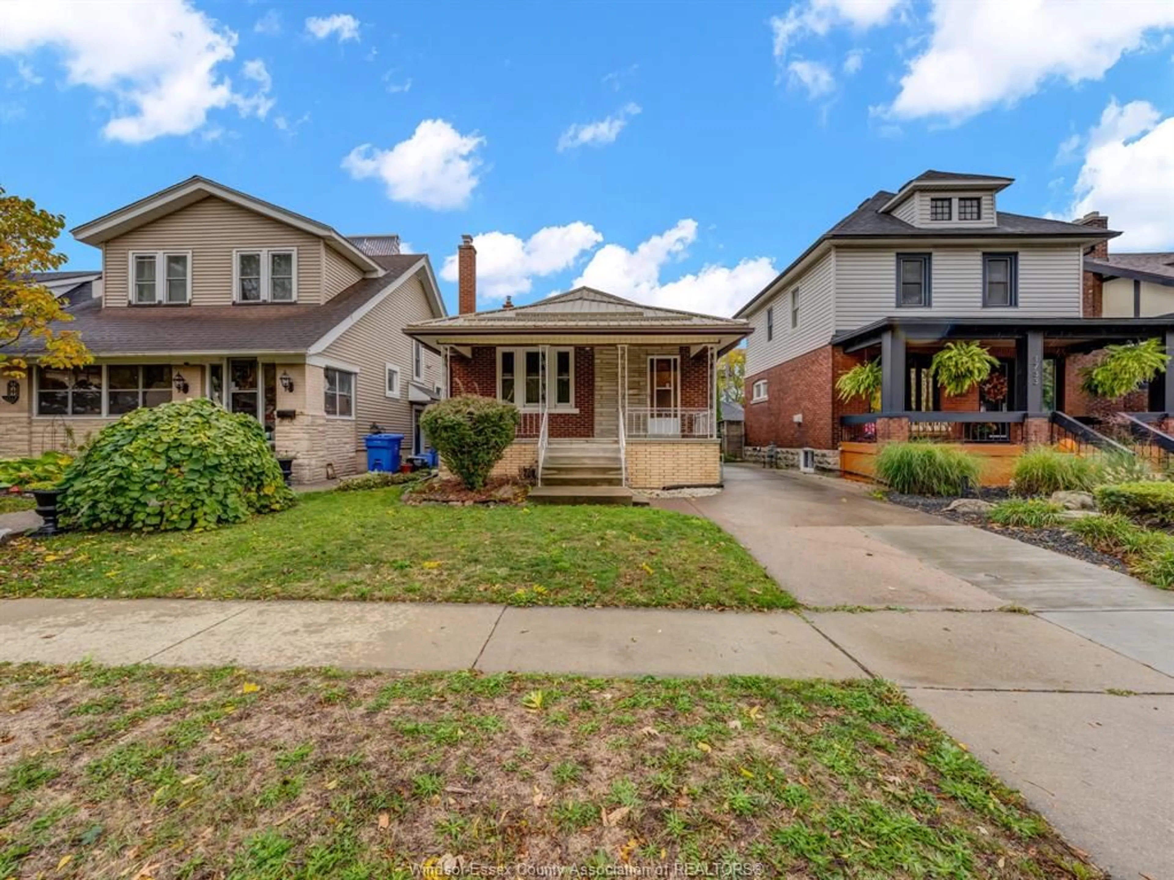 Home with brick exterior material, street for 1749 IROQUOIS, Windsor Ontario N8Y 1S1