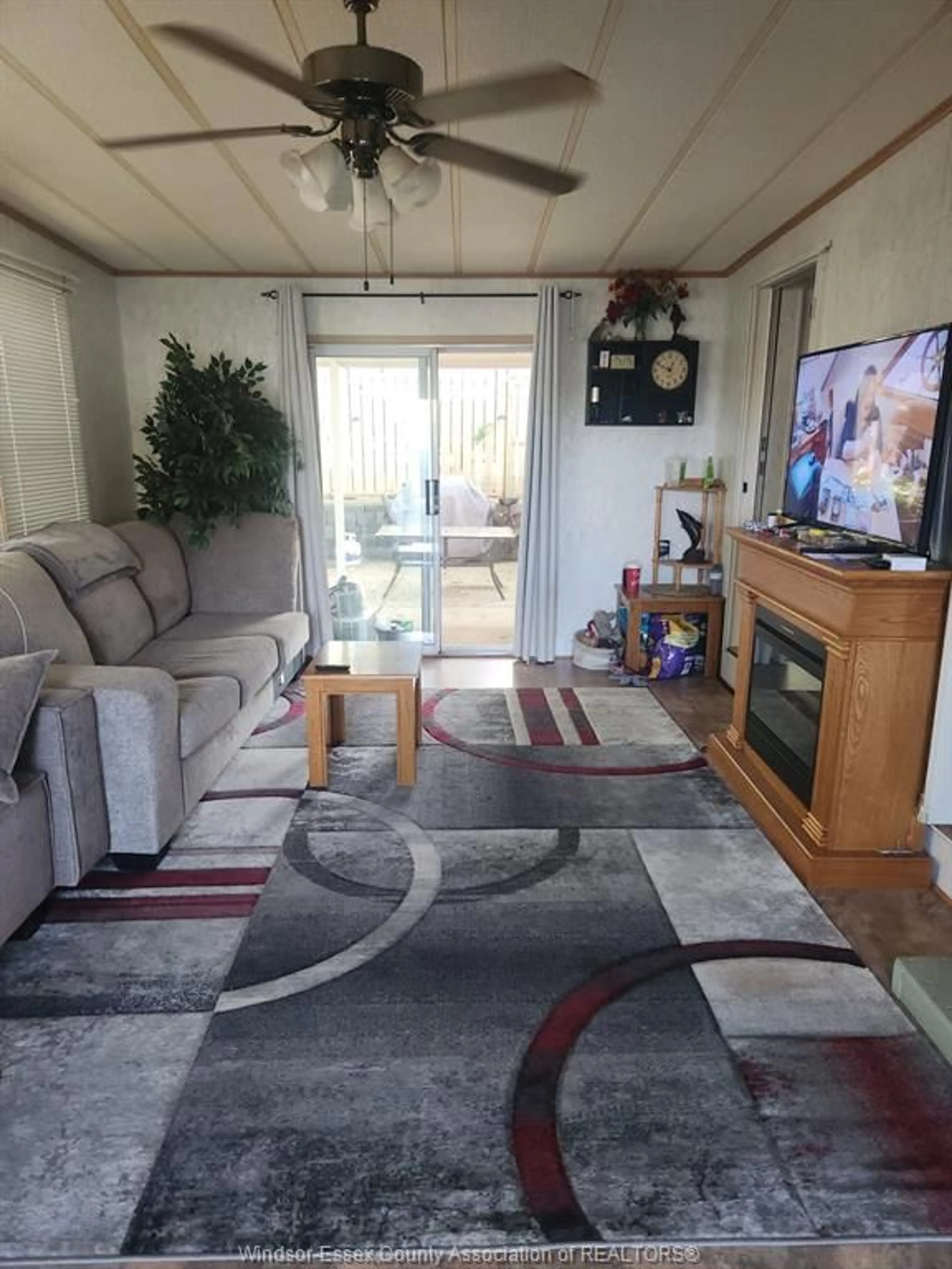 Living room with furniture, unknown for 3 MAPLE St, Leamington Ontario N0P 2G0