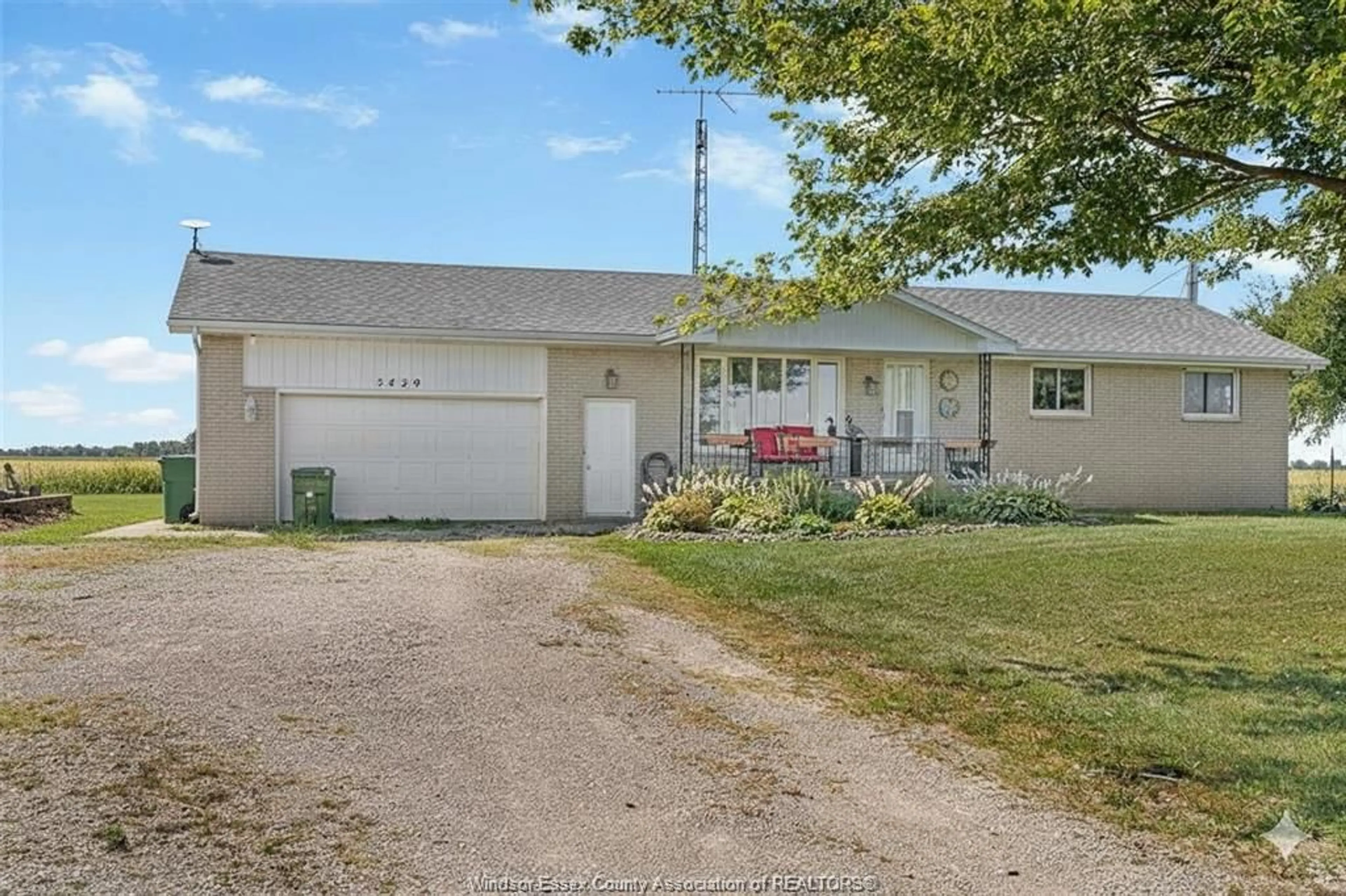 A pic from outside/outdoor area/front of a property/back of a property/a pic from drone, street for 5429 LAKESHORE ROAD 305, Comber Ontario N0P 1J0