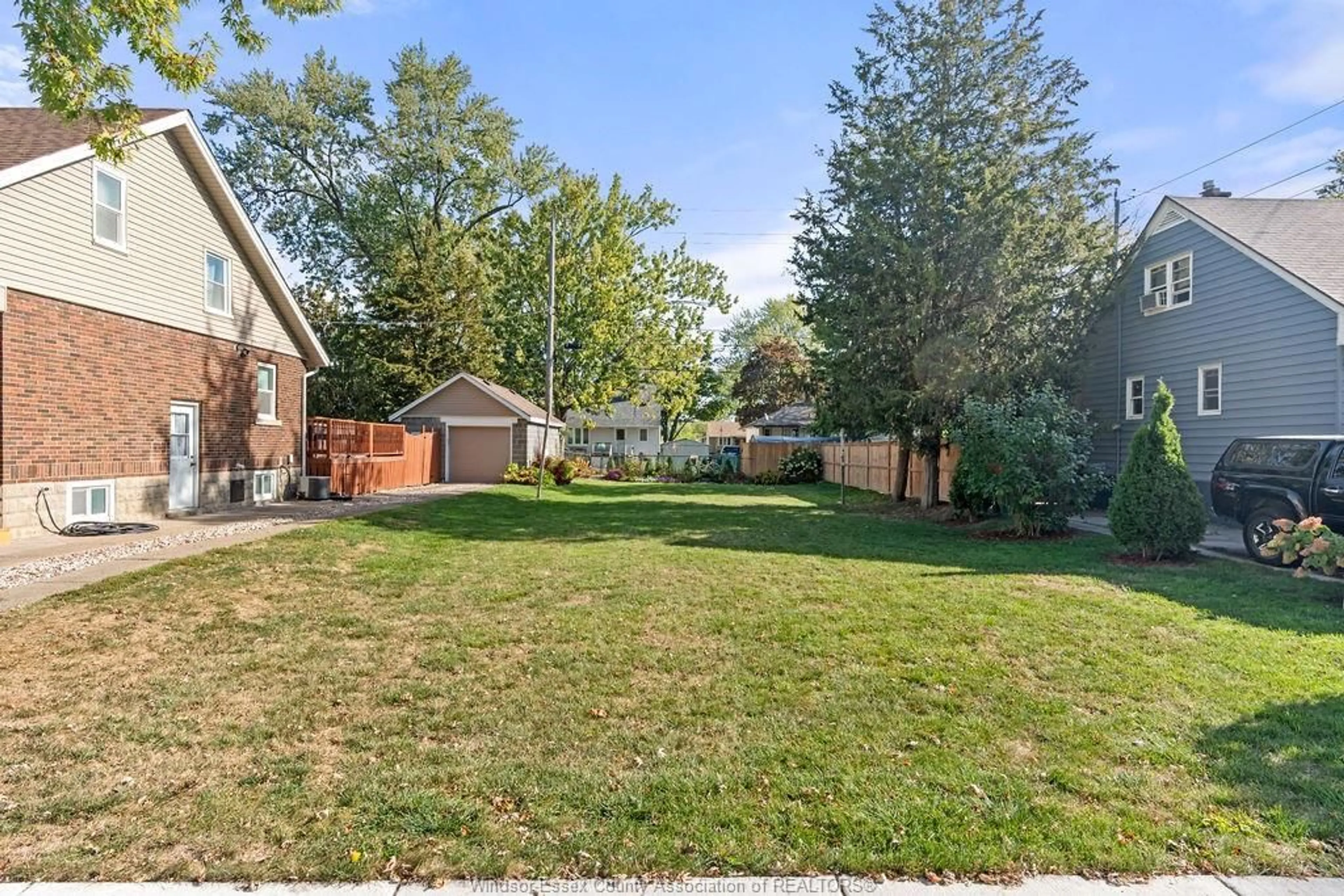 Patio, street for V/L FRANCOIS, Windsor Ontario N8Y 4M2