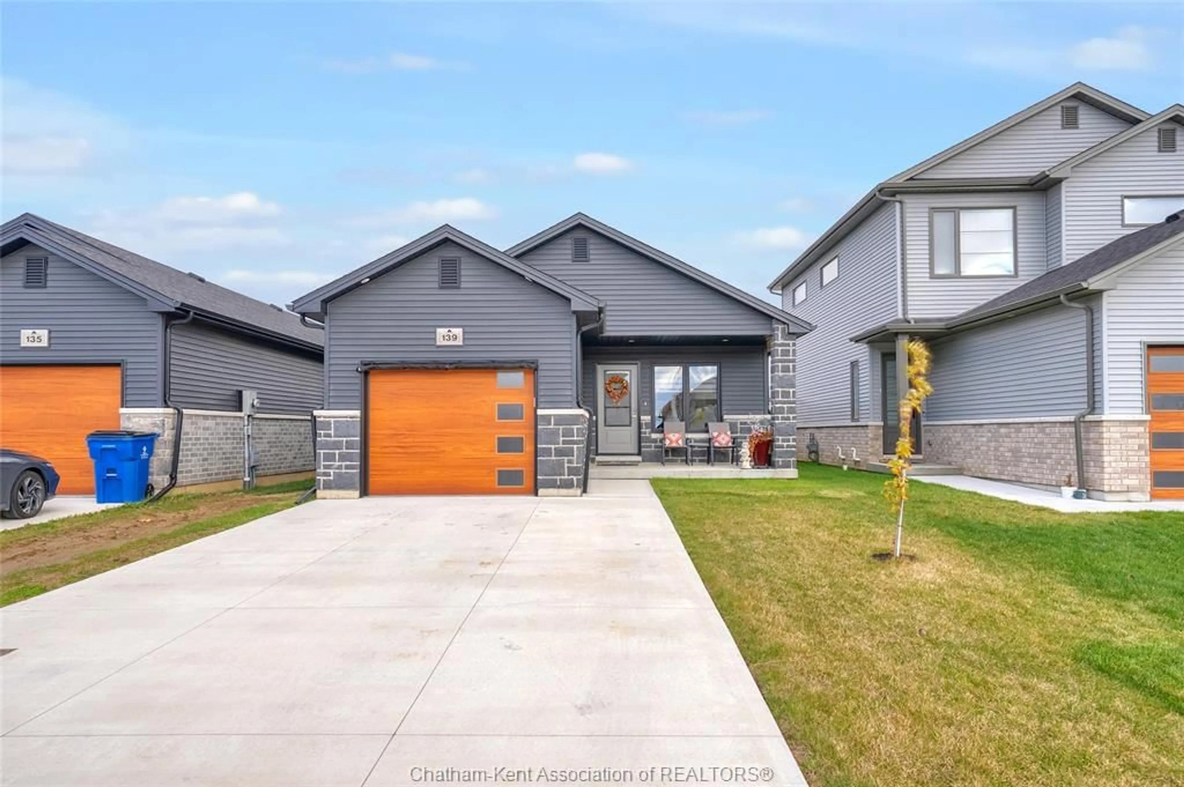 Home with brick exterior material, street for 139 IRONWOOD Trail, Chatham Ontario N7M 0T3