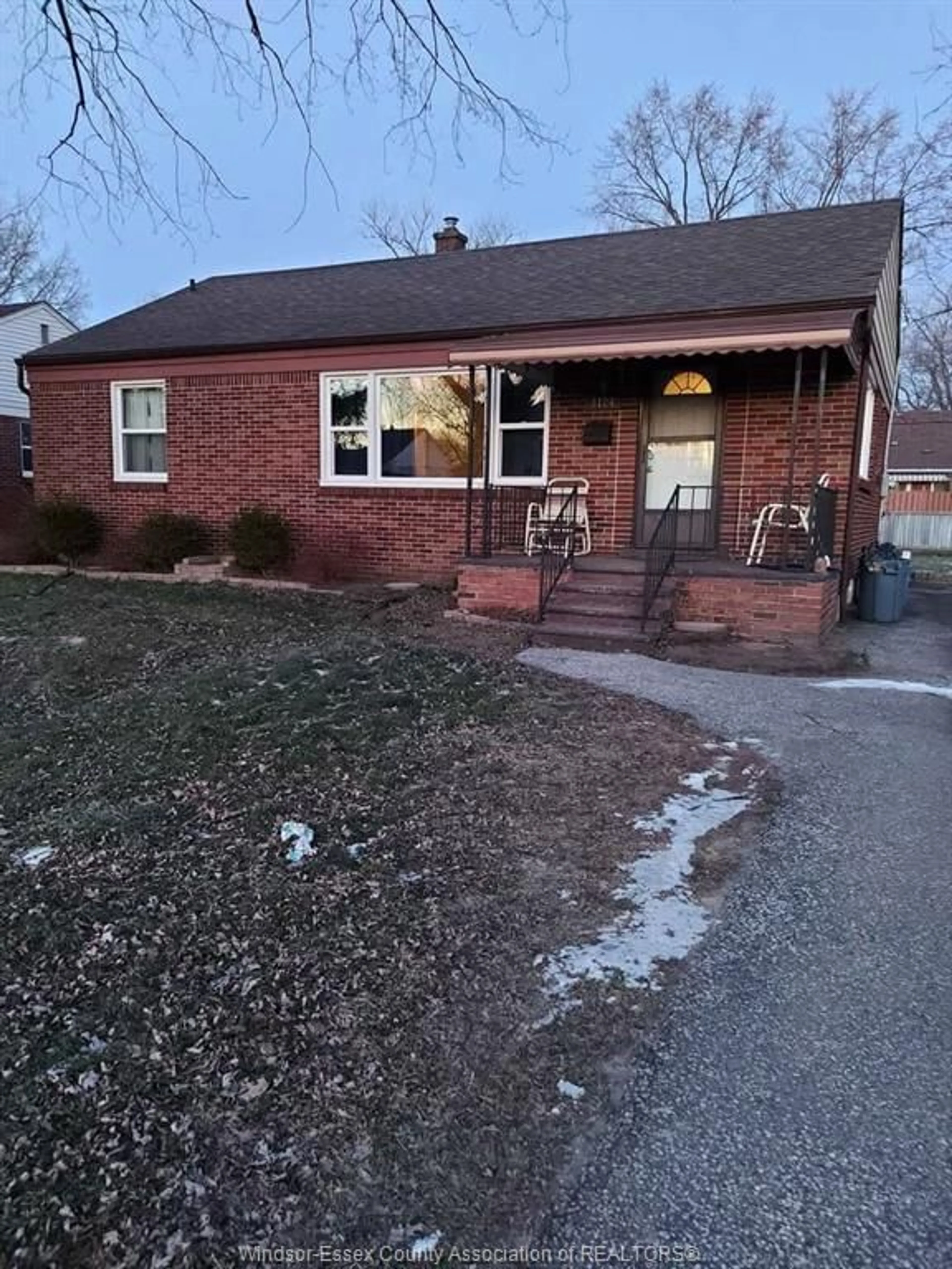 Home with brick exterior material, street for 3124 BRUCE Ave, Windsor Ontario N9E 1W5