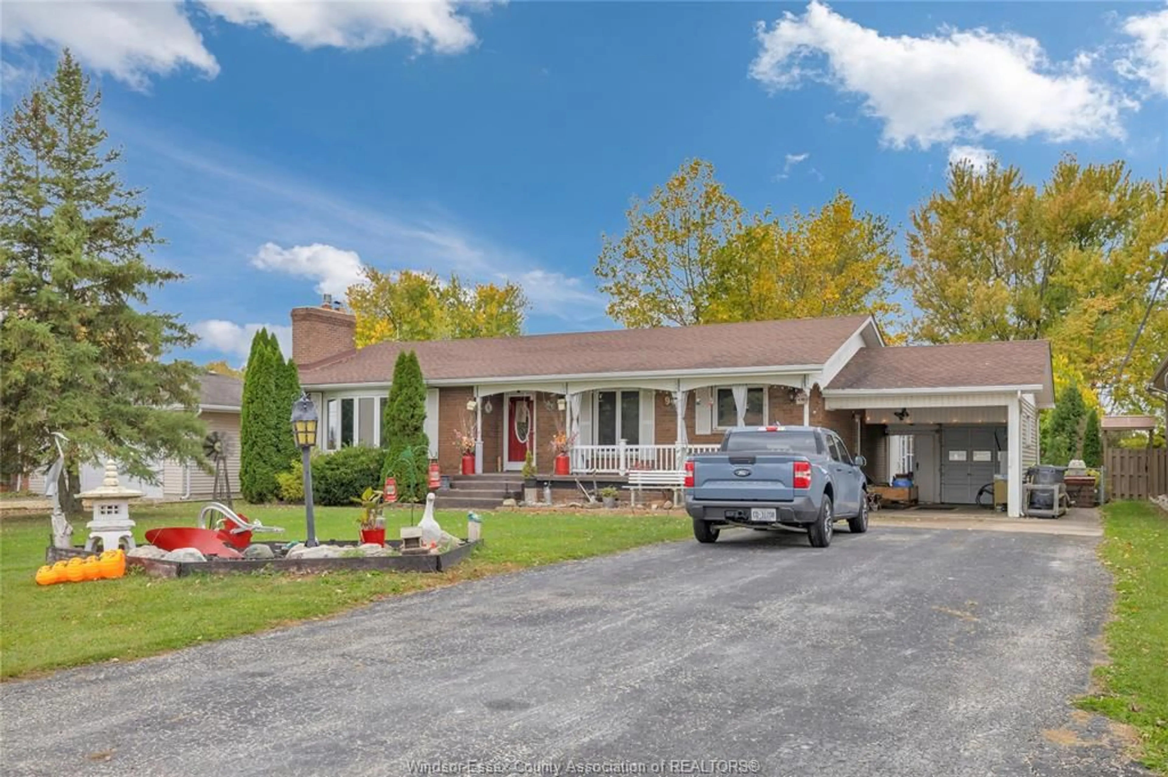 Unknown for 9484 WALKER, McGregor Ontario N0R 1J0