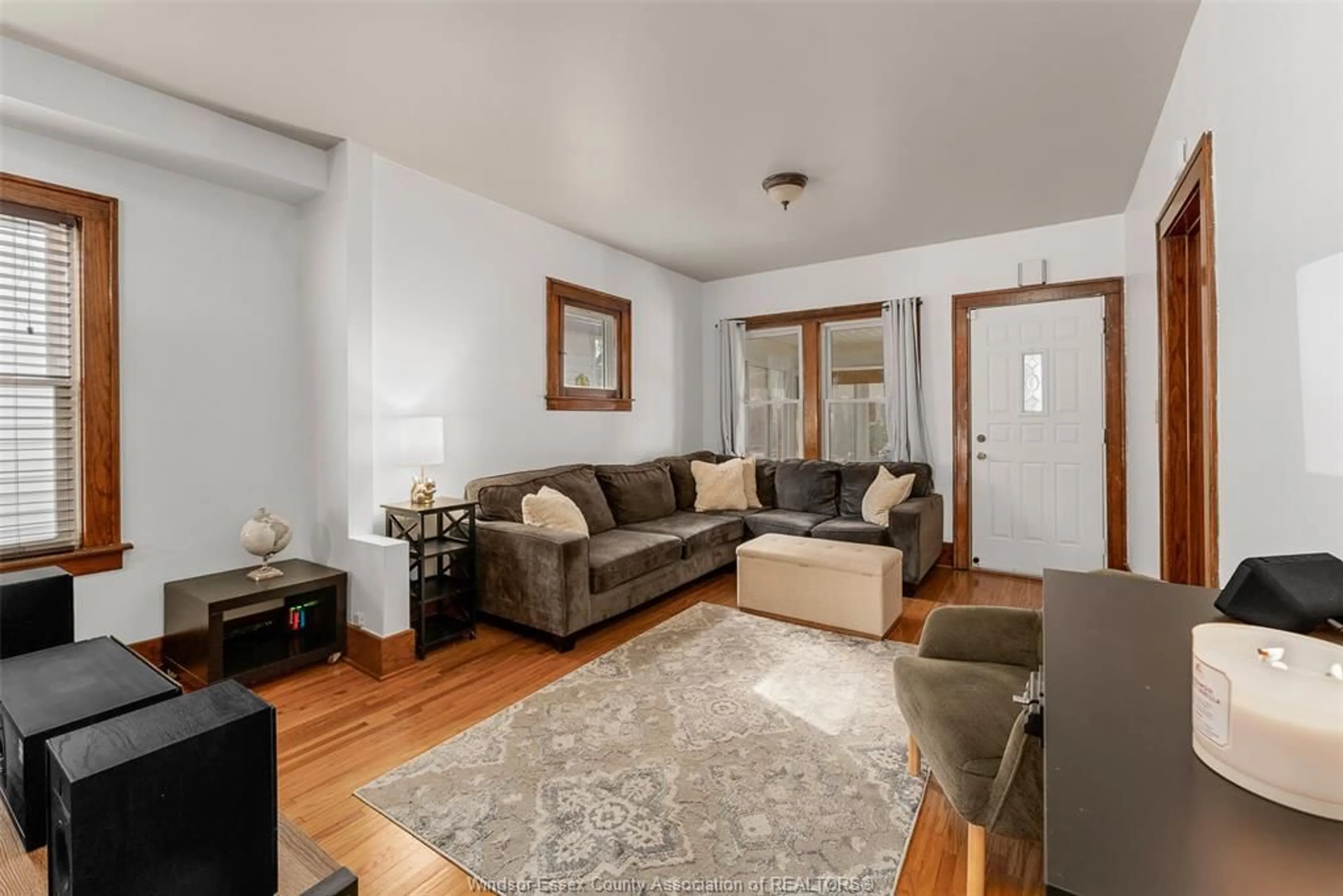 Living room with furniture, unknown for 1644 MARENTETTE, Windsor Ontario N8X 4E6