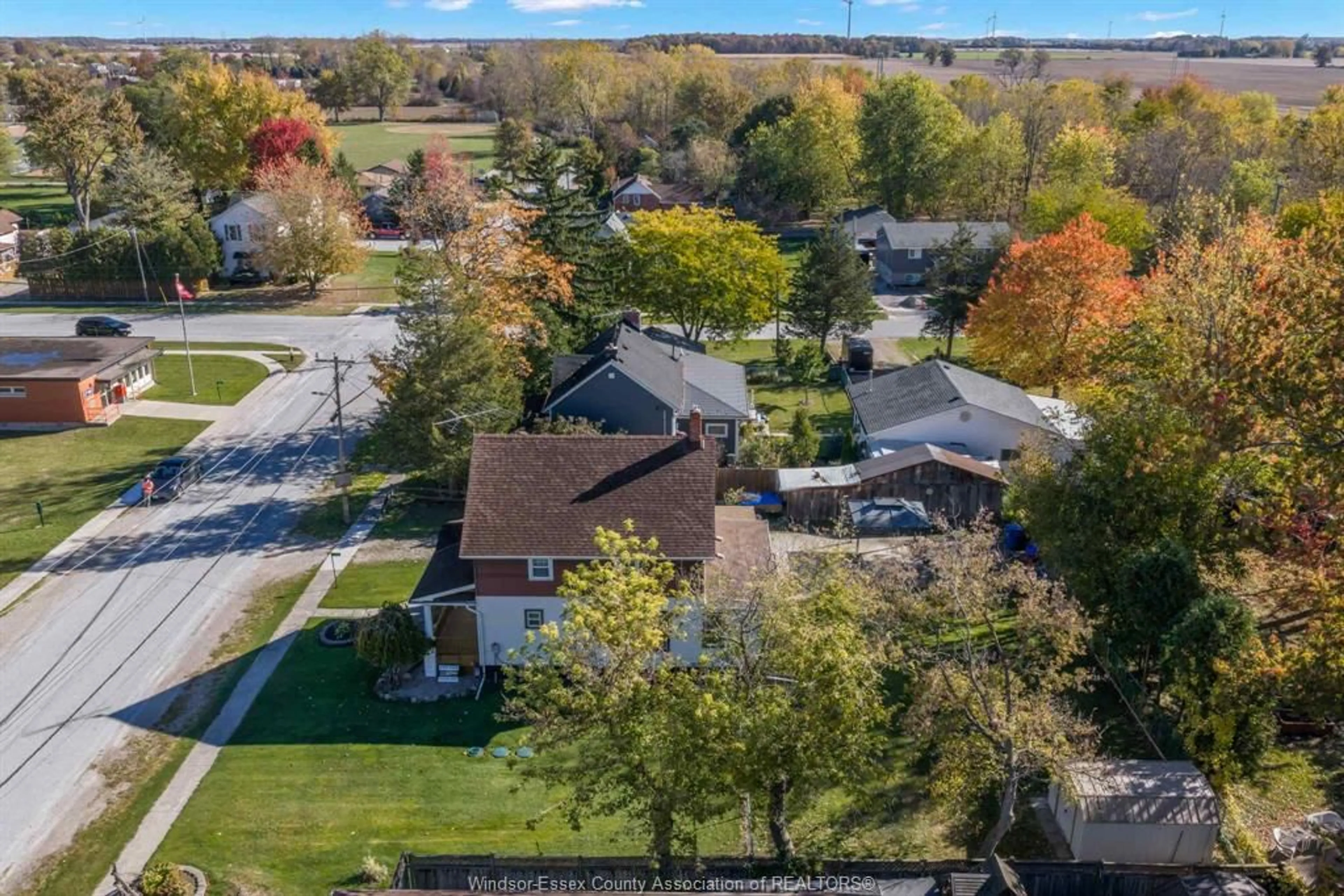 A pic from outside/outdoor area/front of a property/back of a property/a pic from drone, street for 70 King, Lakeshore Ontario N0R 1V0