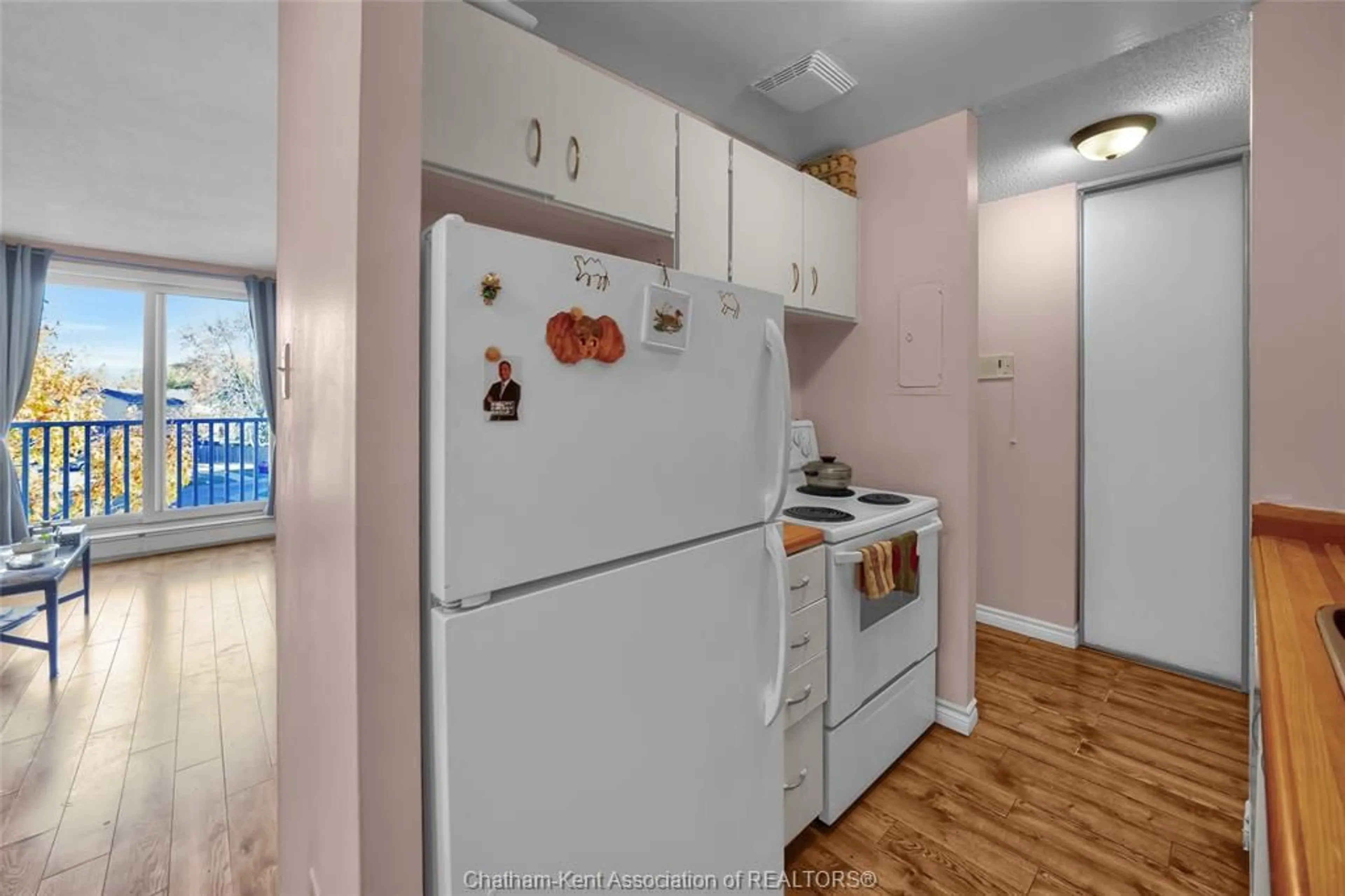 Standard kitchen, unknown for 1580 Ernest Ave #306, London Ontario N6E 2T9