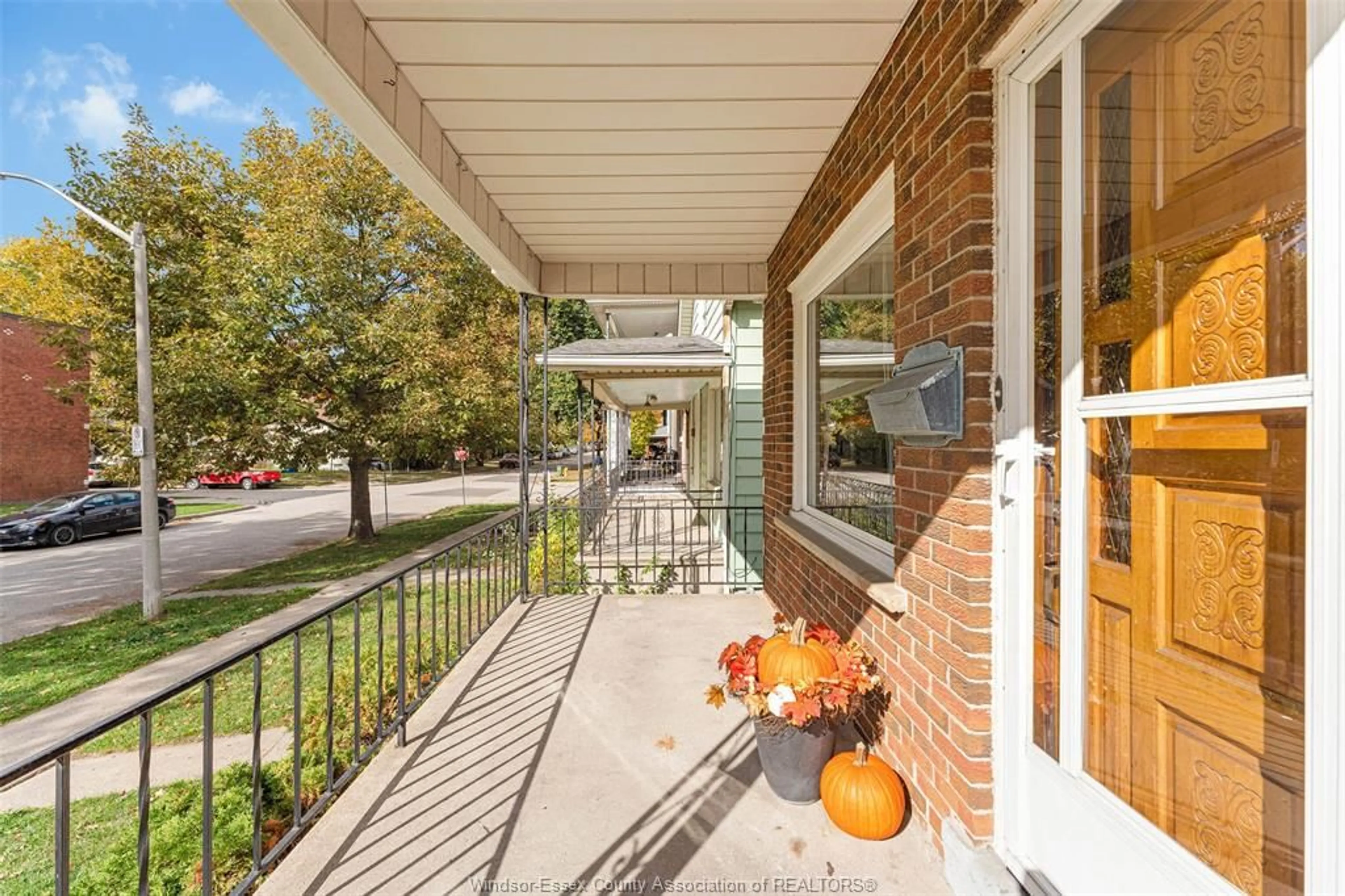 Patio, street for 1208 ALBERT Rd, Windsor Ontario N8Y 3P7