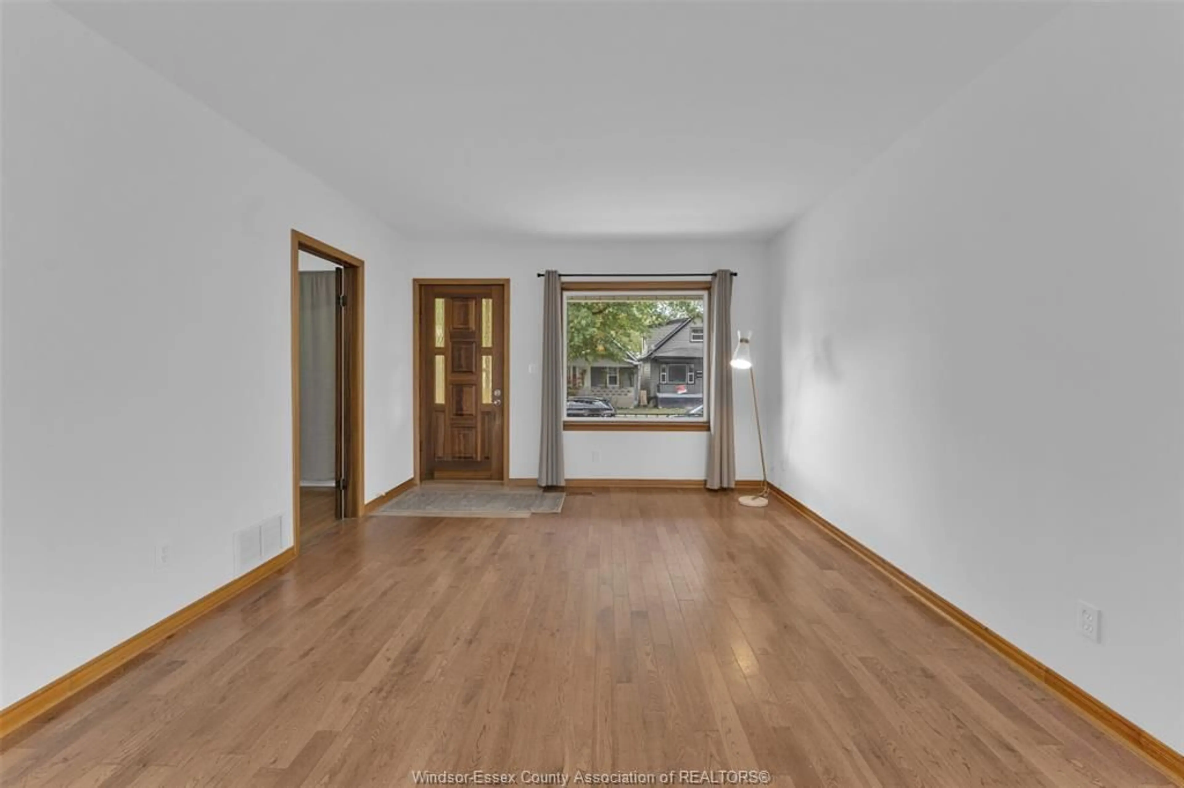 A pic of a room for 1208 ALBERT Rd, Windsor Ontario N8Y 3P7